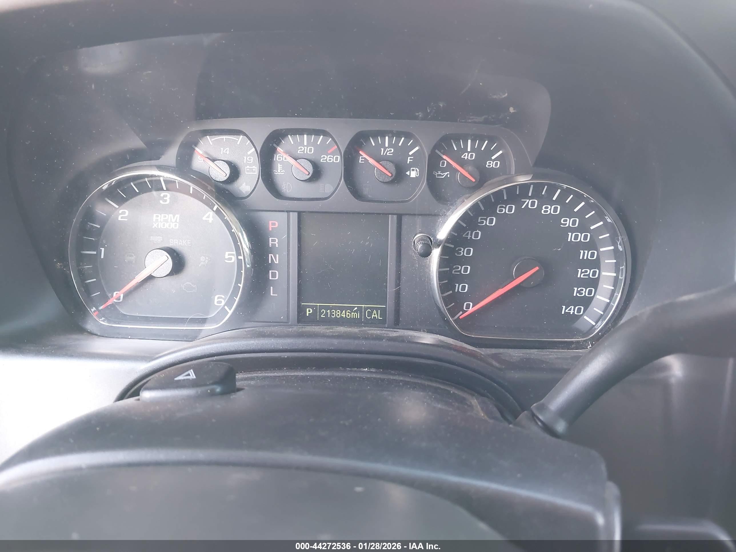 CHEVROLET SILVERADO image 7