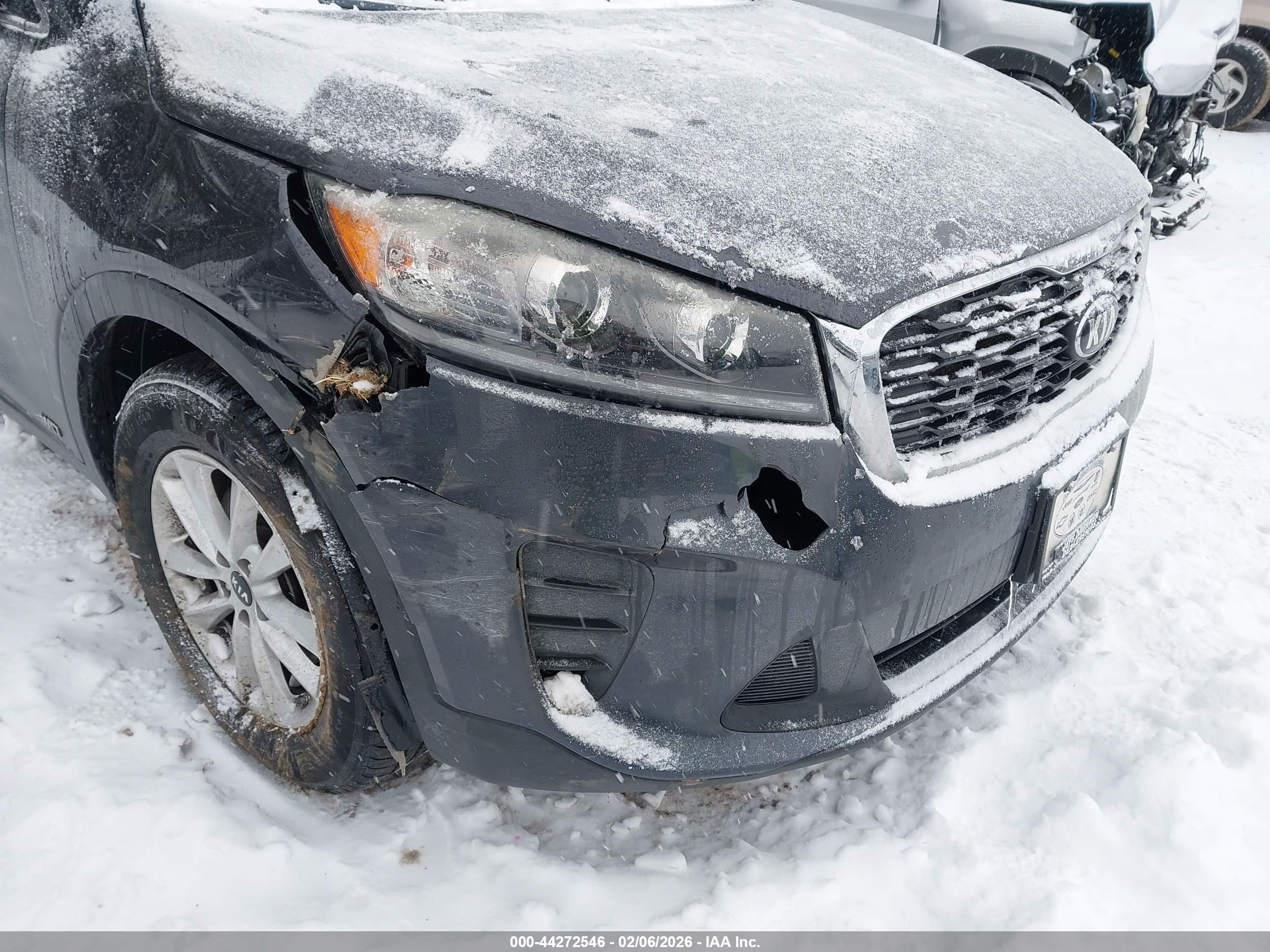 KIA SORENTO image 6