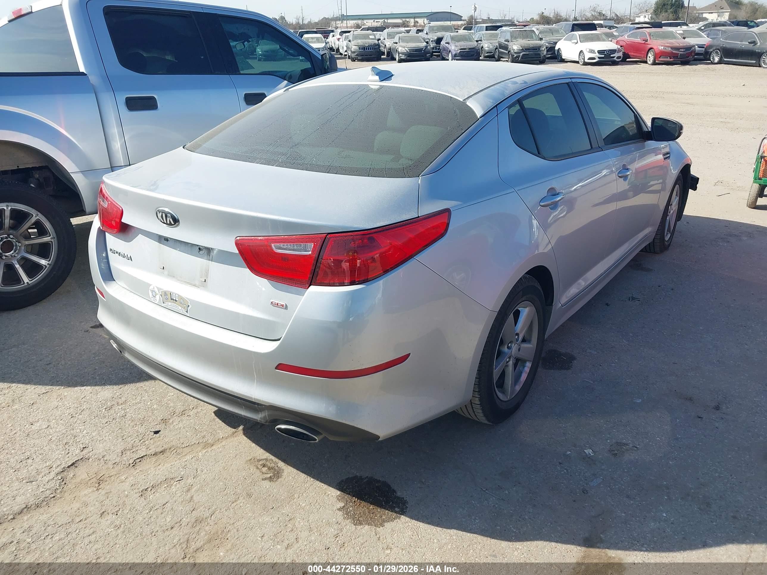 KIA OPTIMA image 4
