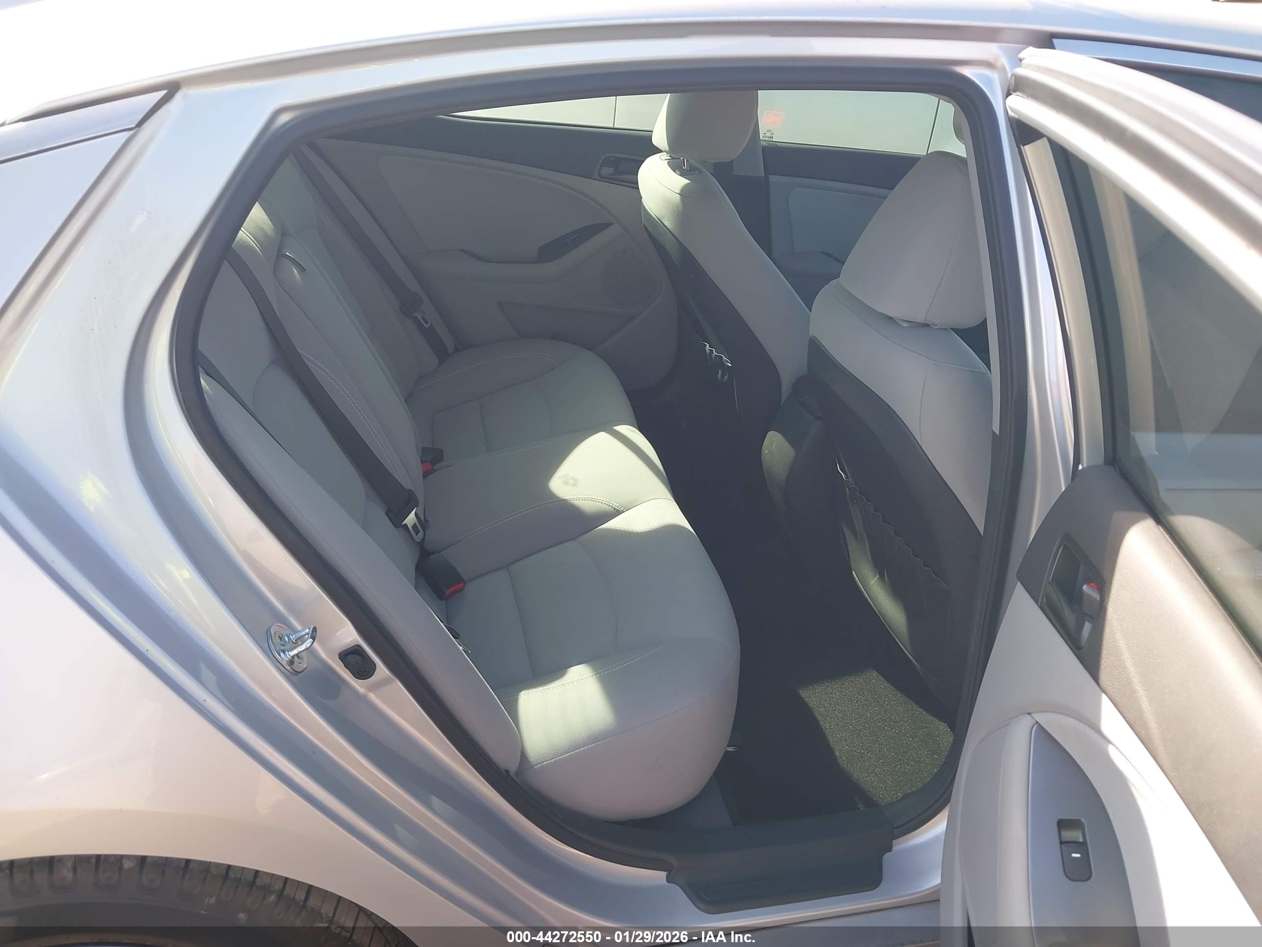 KIA OPTIMA image 8