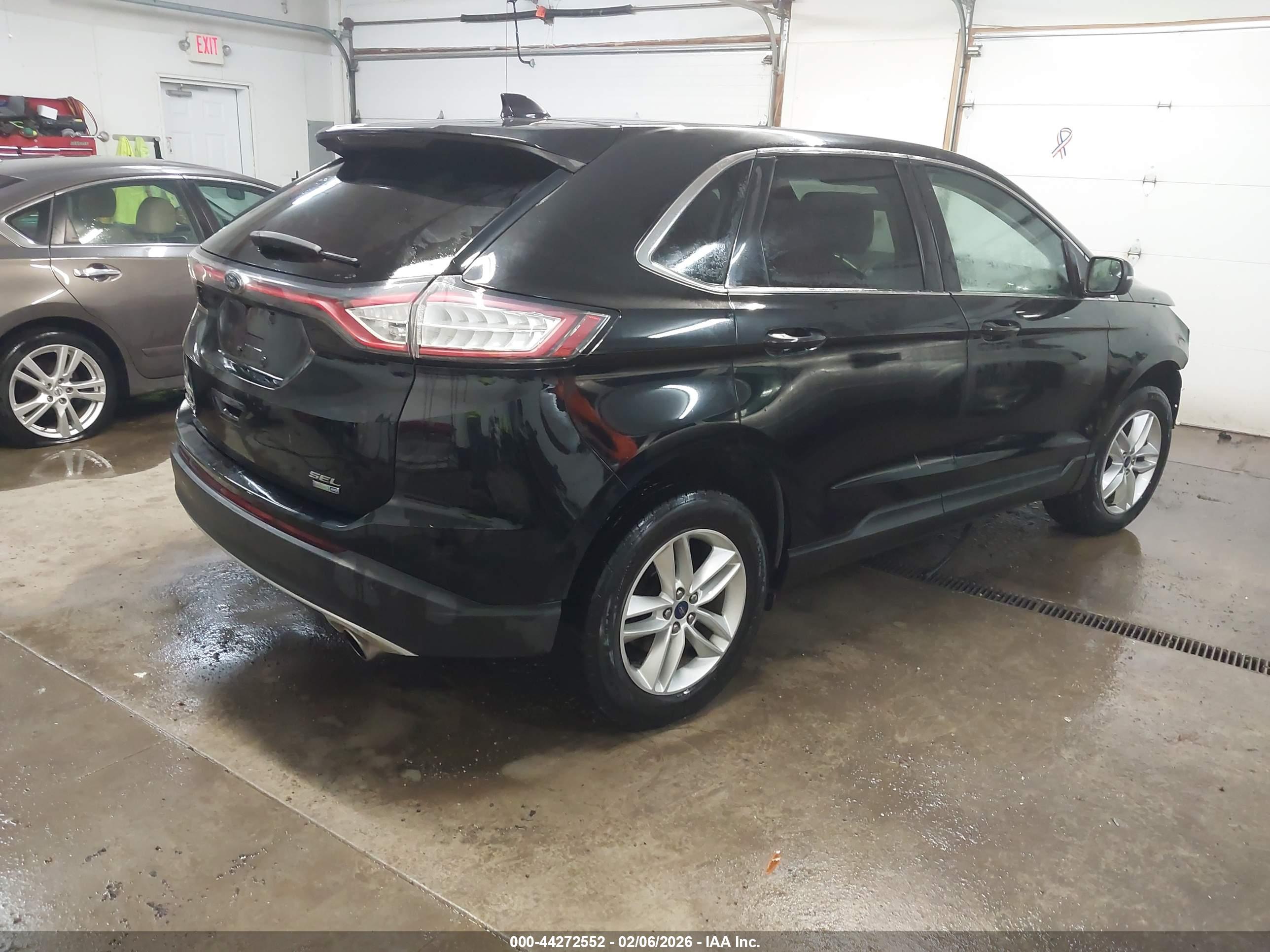 FORD EDGE image 4