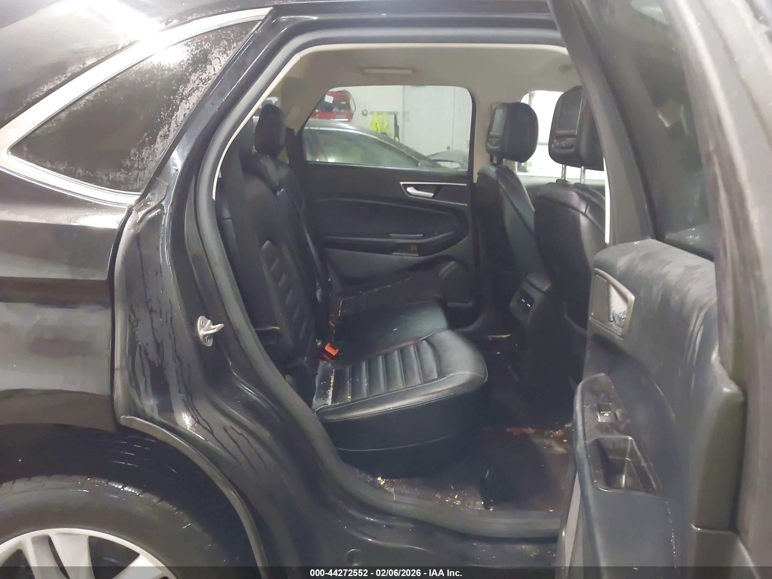 FORD EDGE image 8