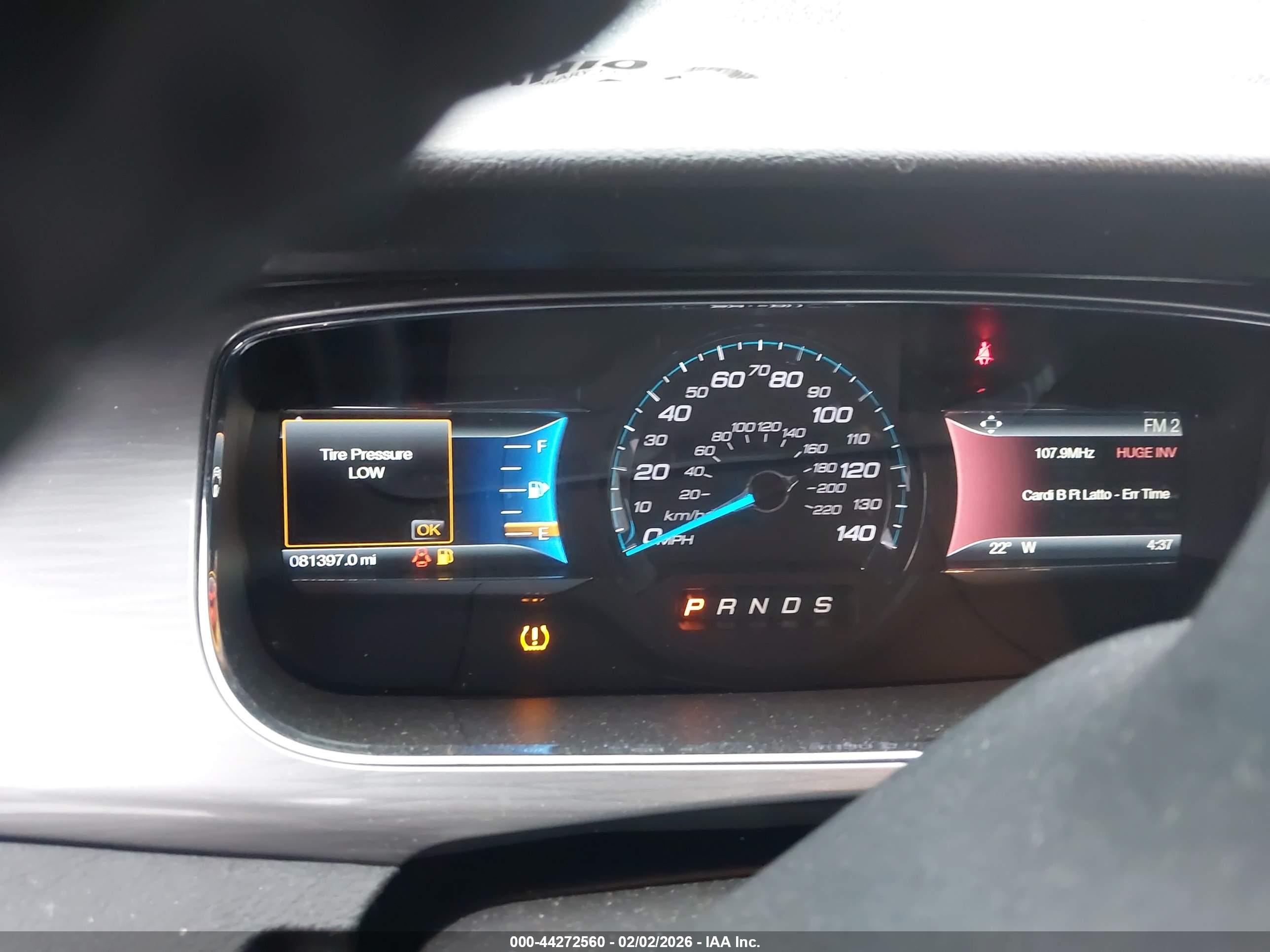 FORD TAURUS image 7