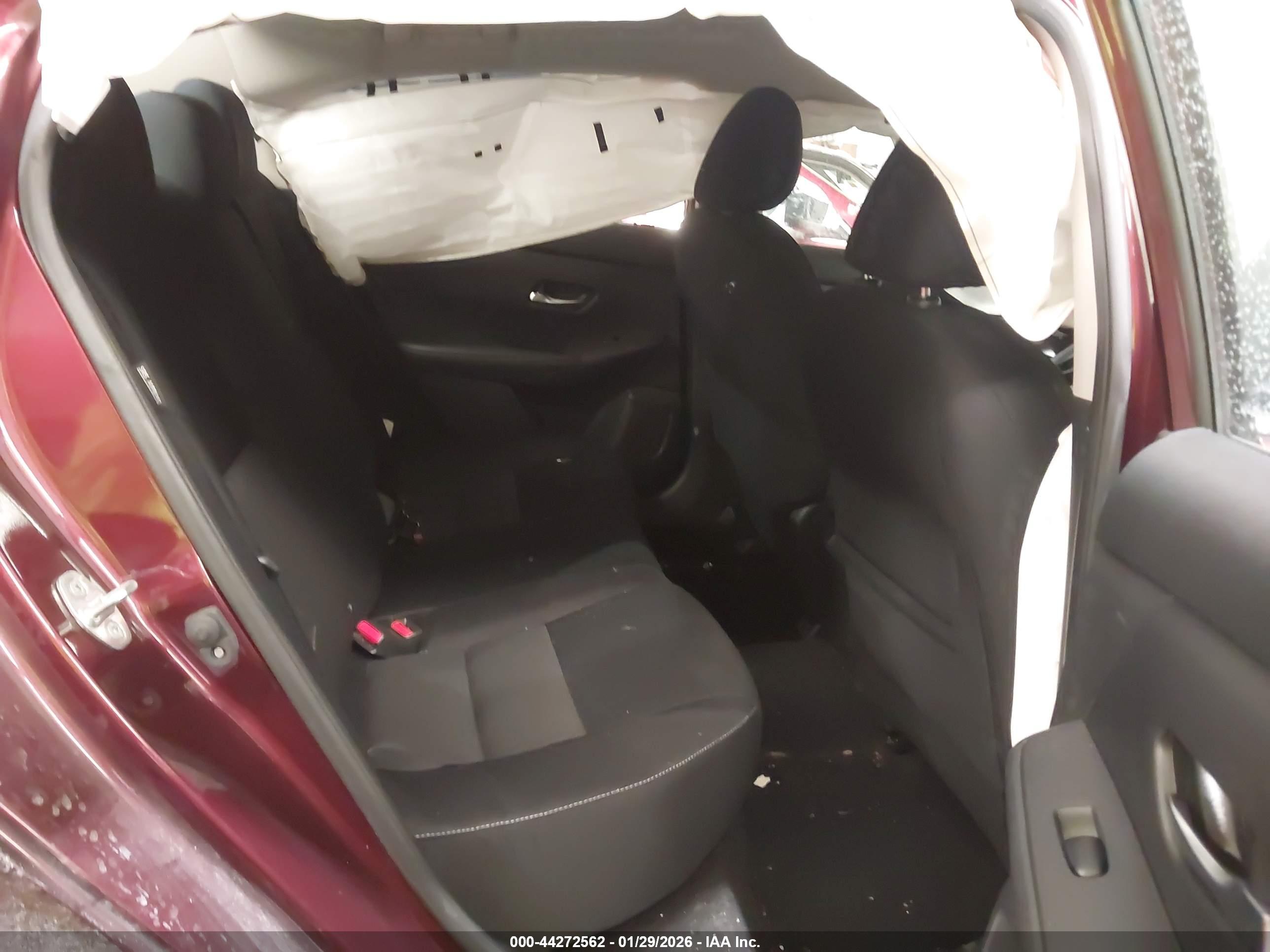 NISSAN SENTRA image 8