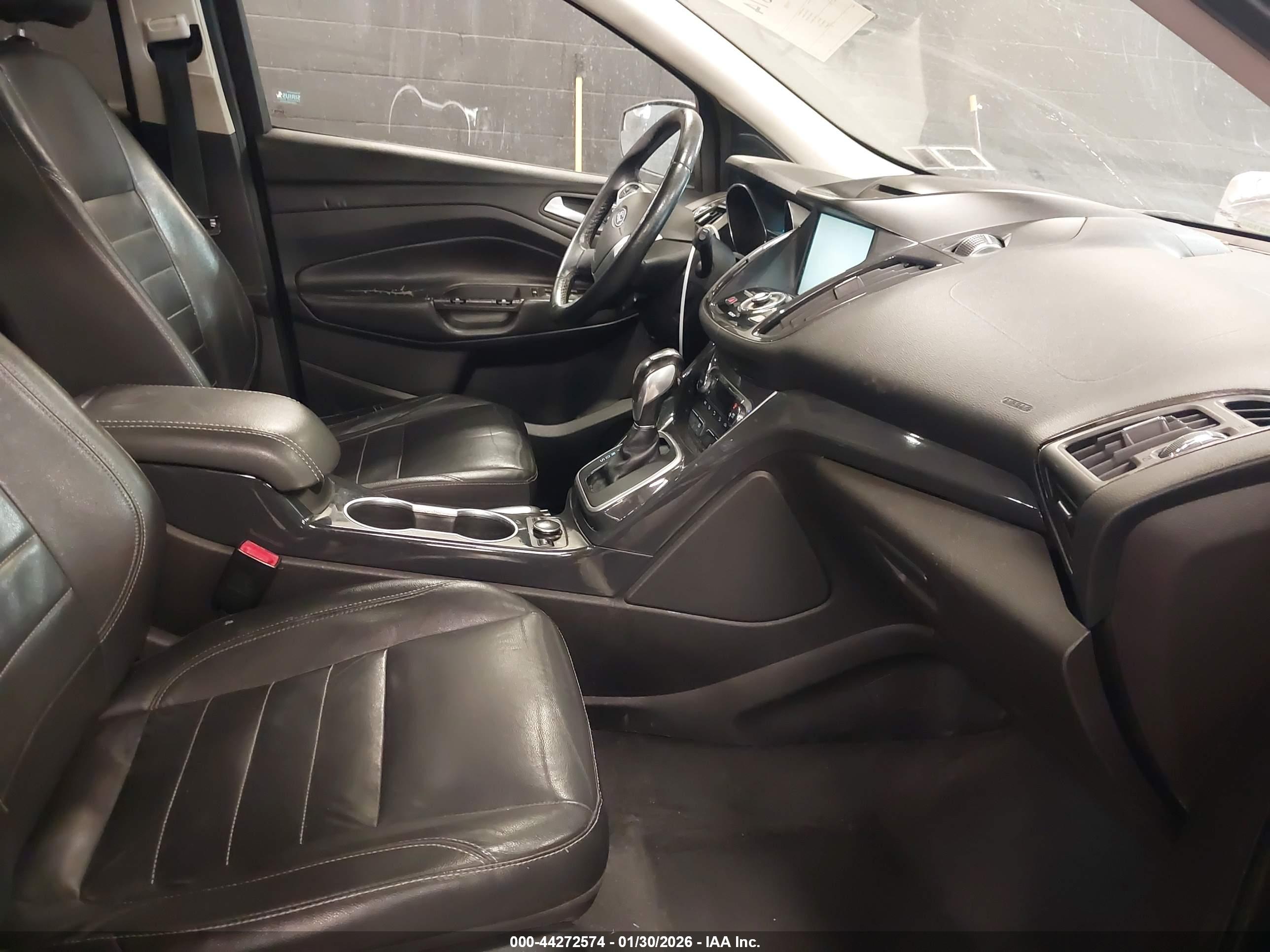 FORD ESCAPE image 5