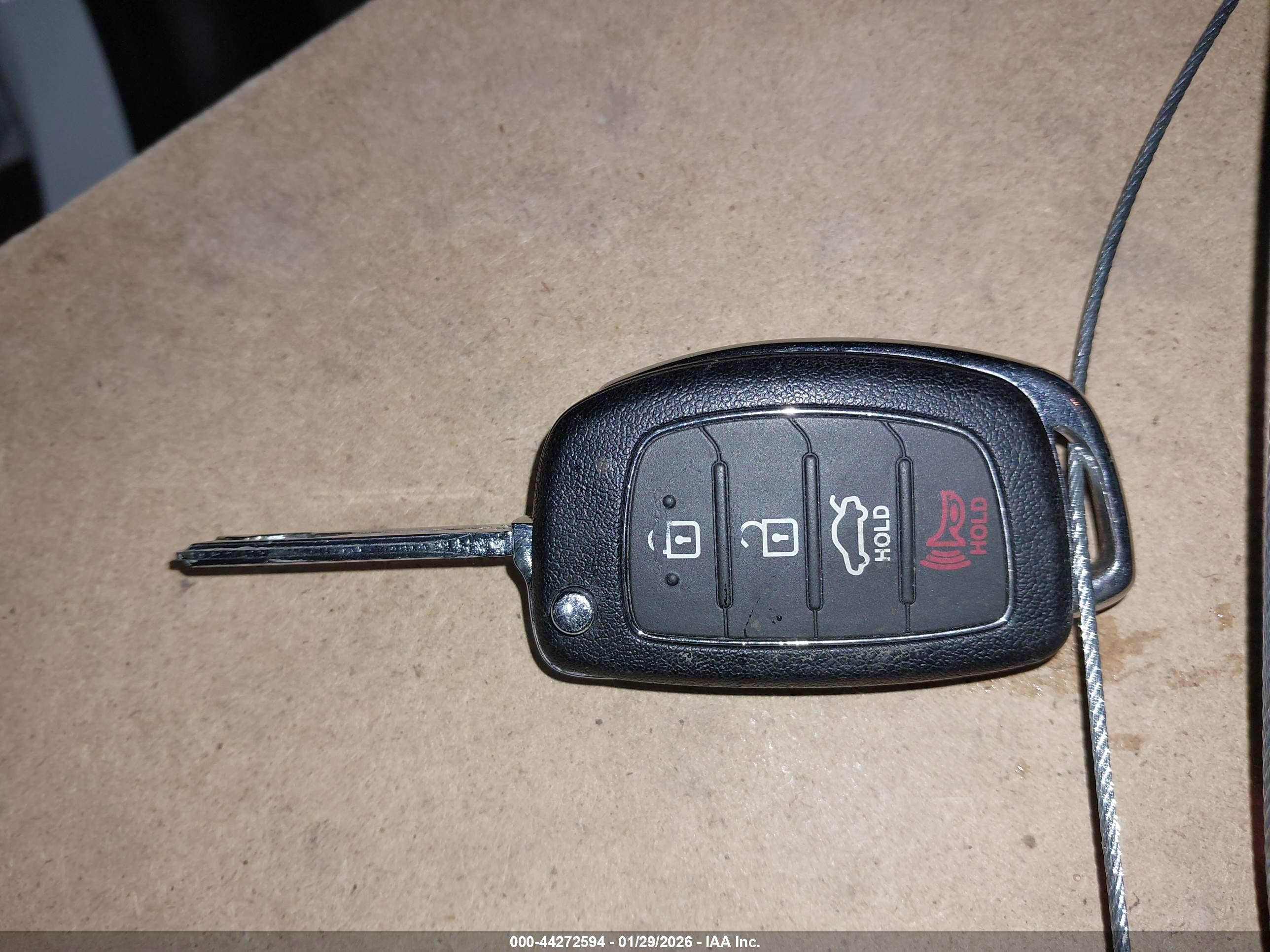 HYUNDAI SONATA image 11