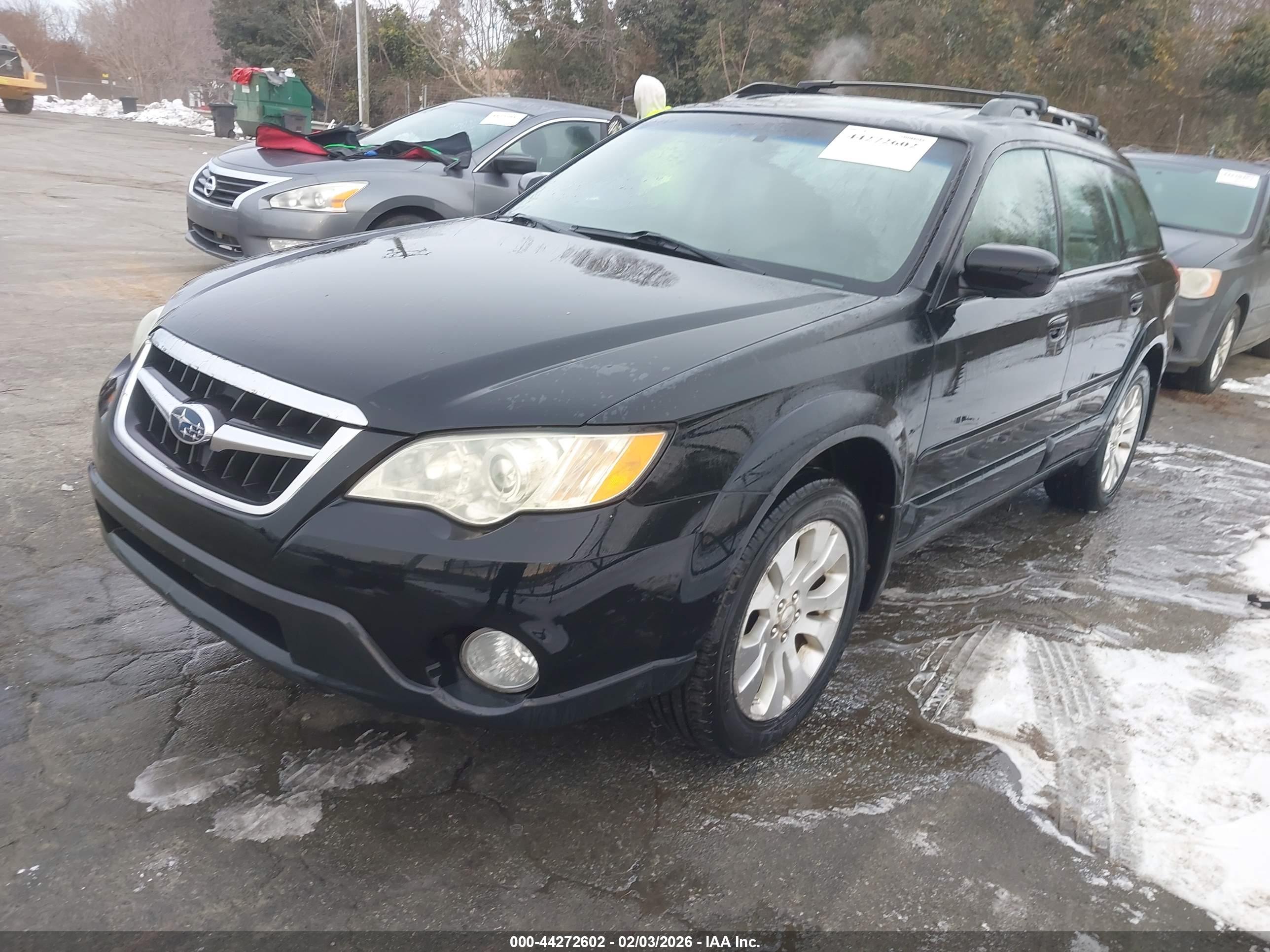 SUBARU OUTBACK image 2