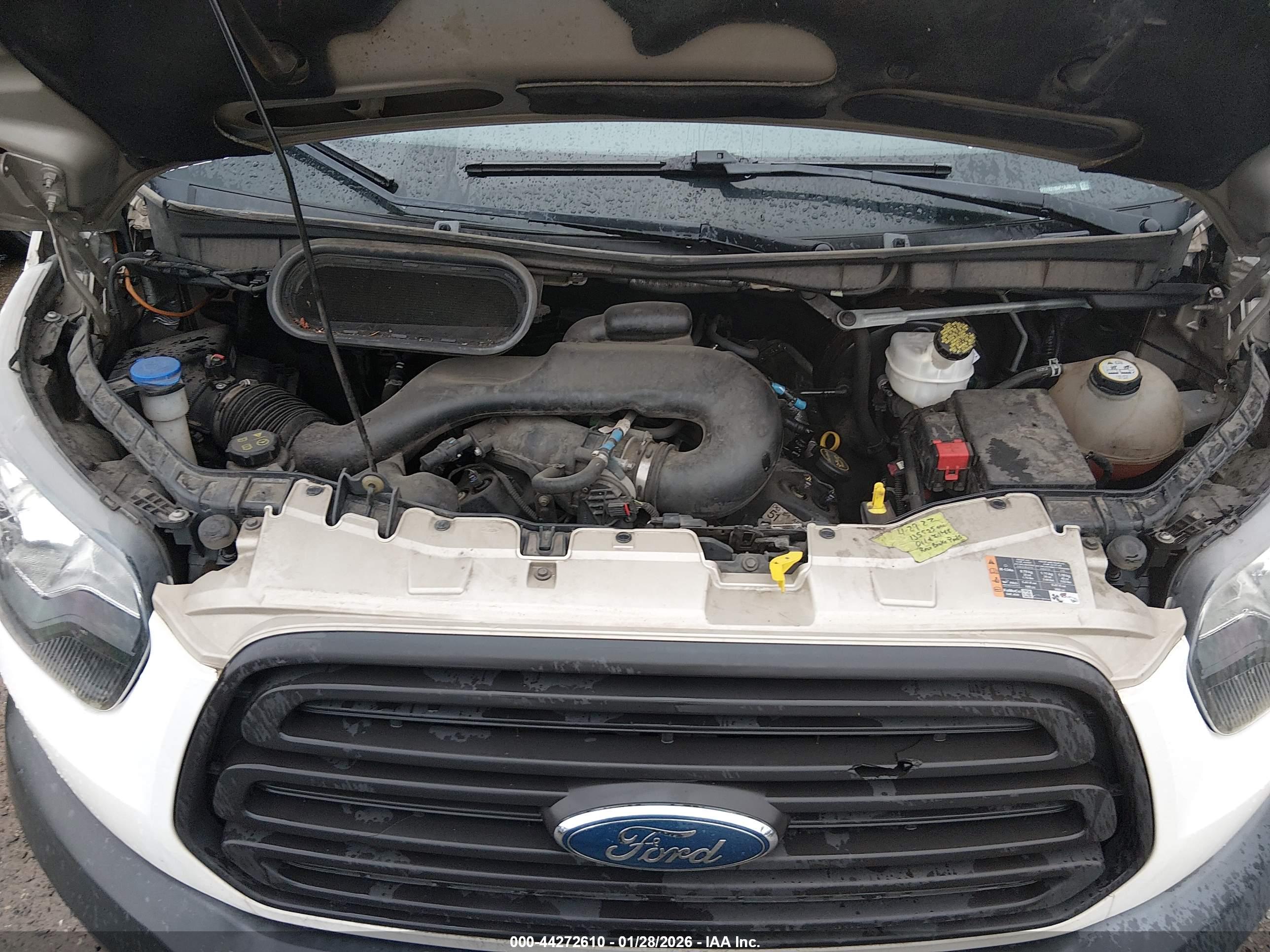 FORD TRANSIT-250 image 10