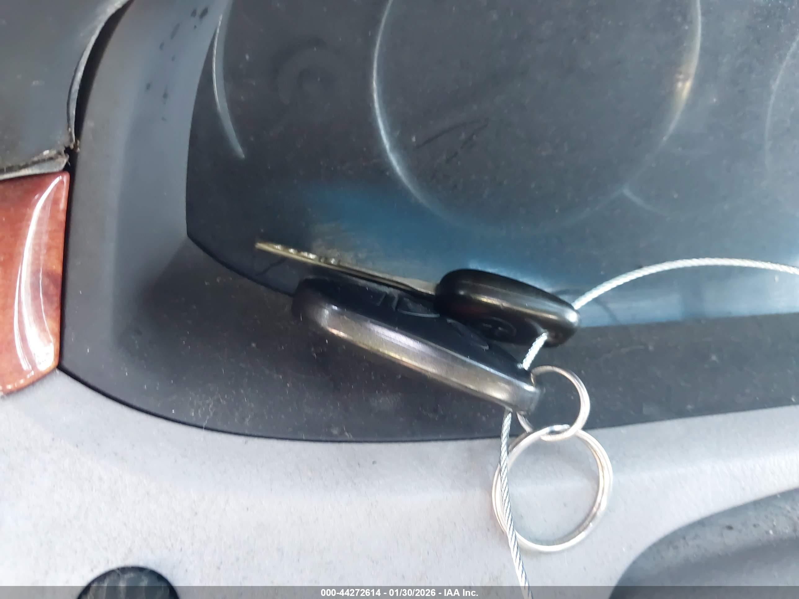 TOYOTA AVALON image 11
