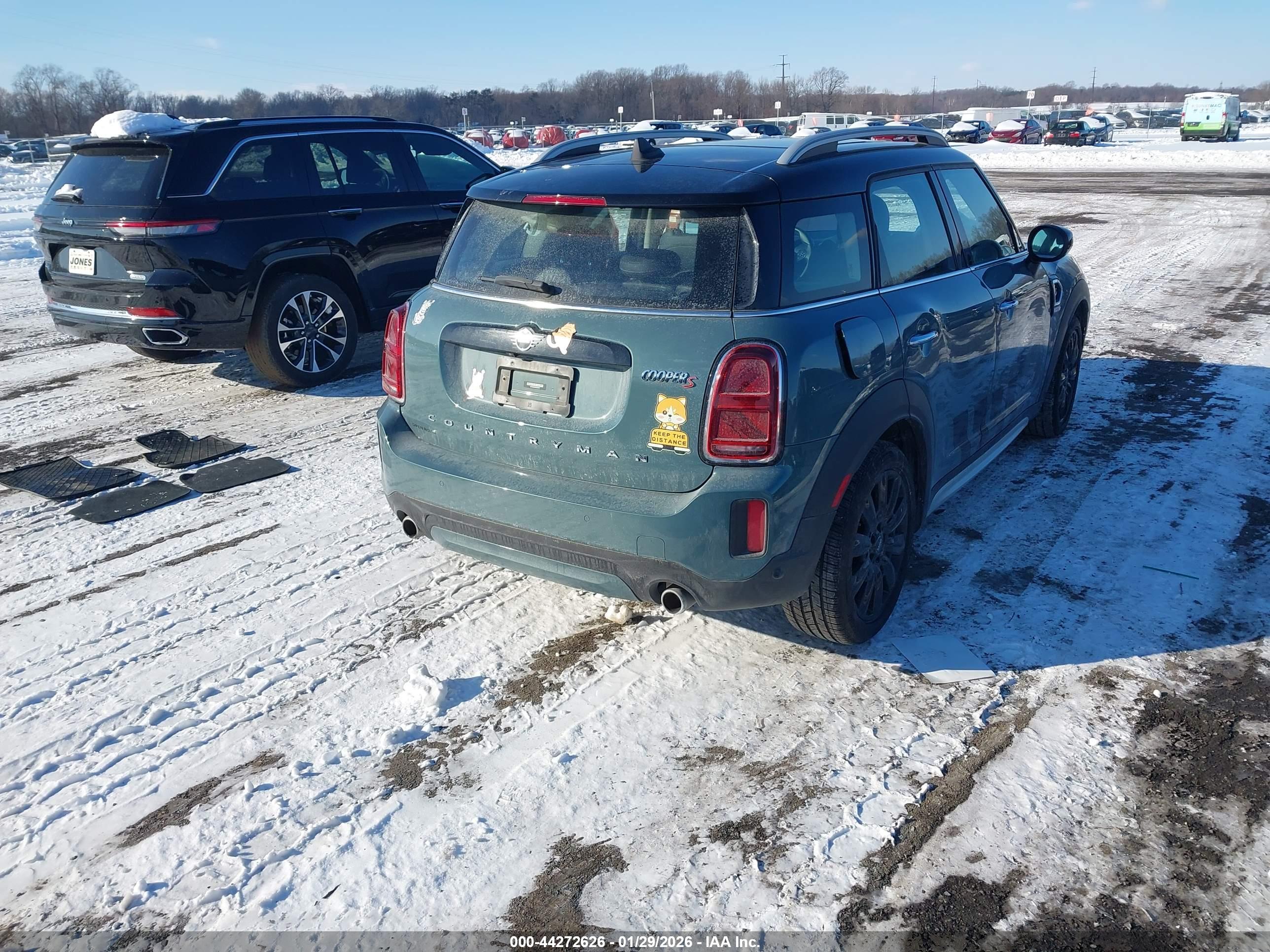 MINI COUNTRYMAN image 4