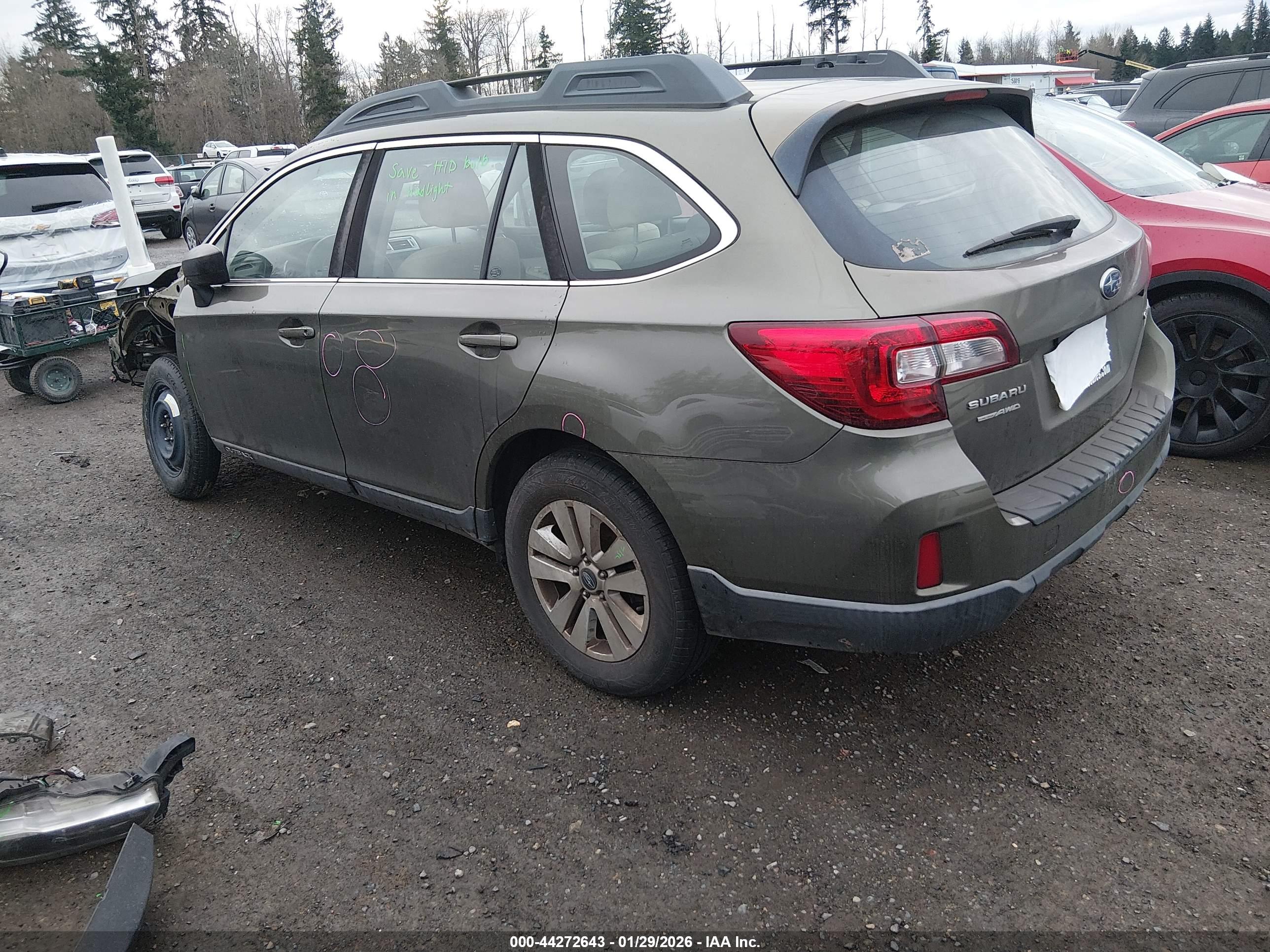 SUBARU OUTBACK image 3