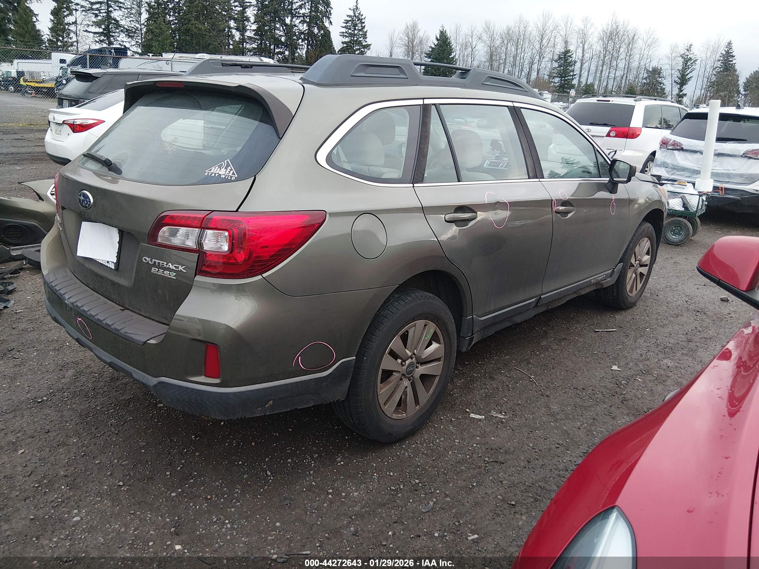 SUBARU OUTBACK image 4