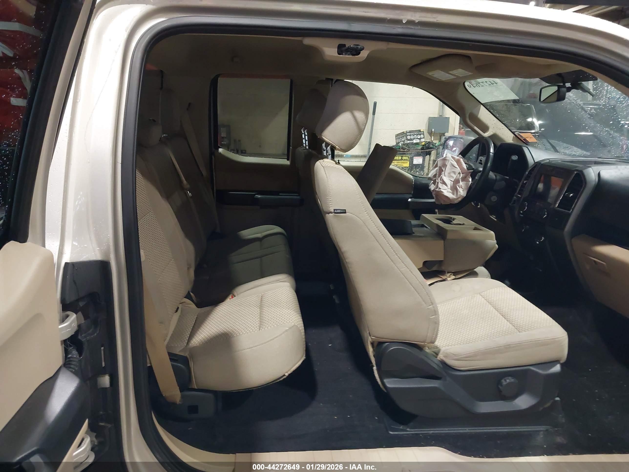 FORD F-150 image 8