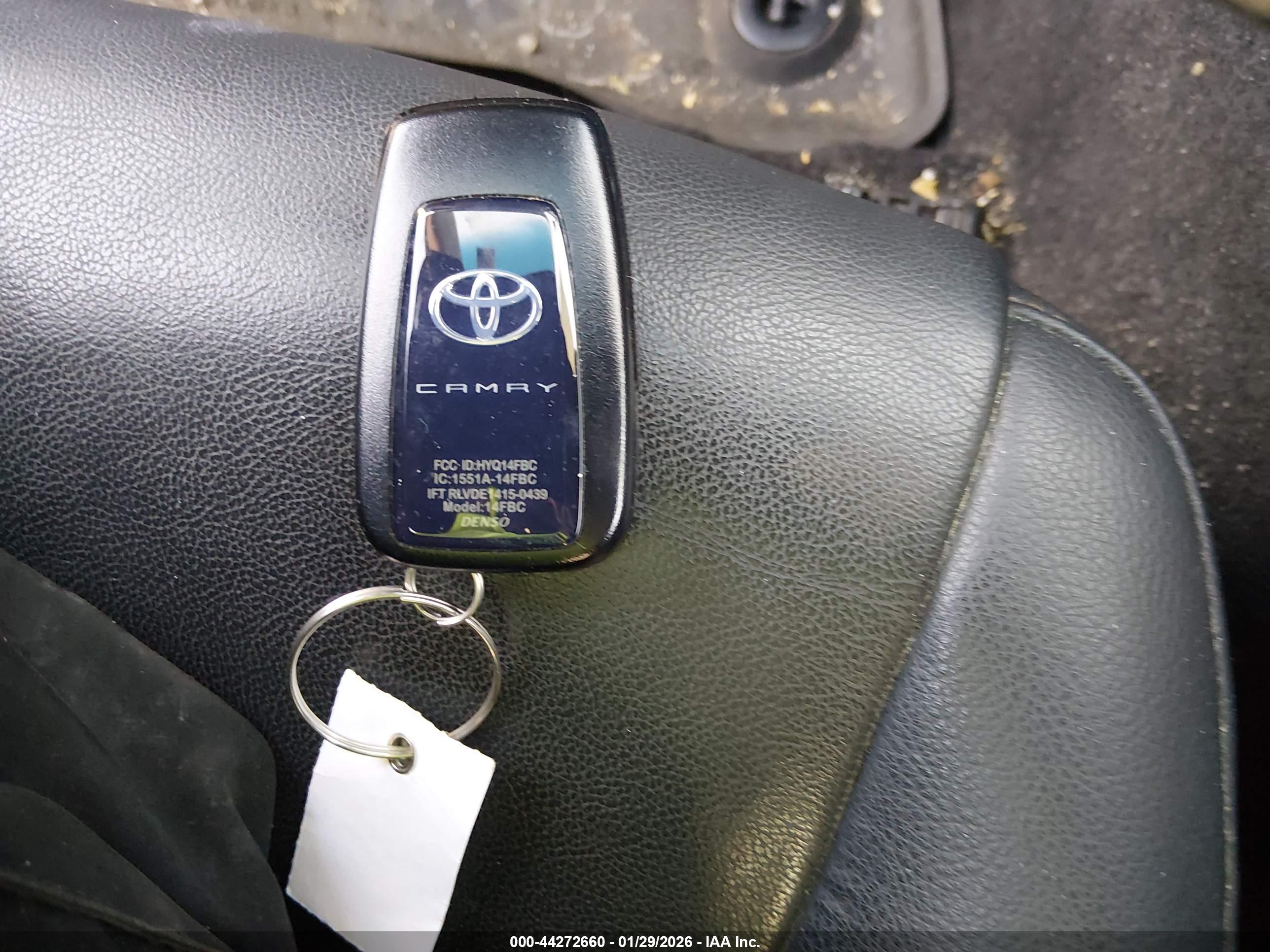 TOYOTA CAMRY image 11