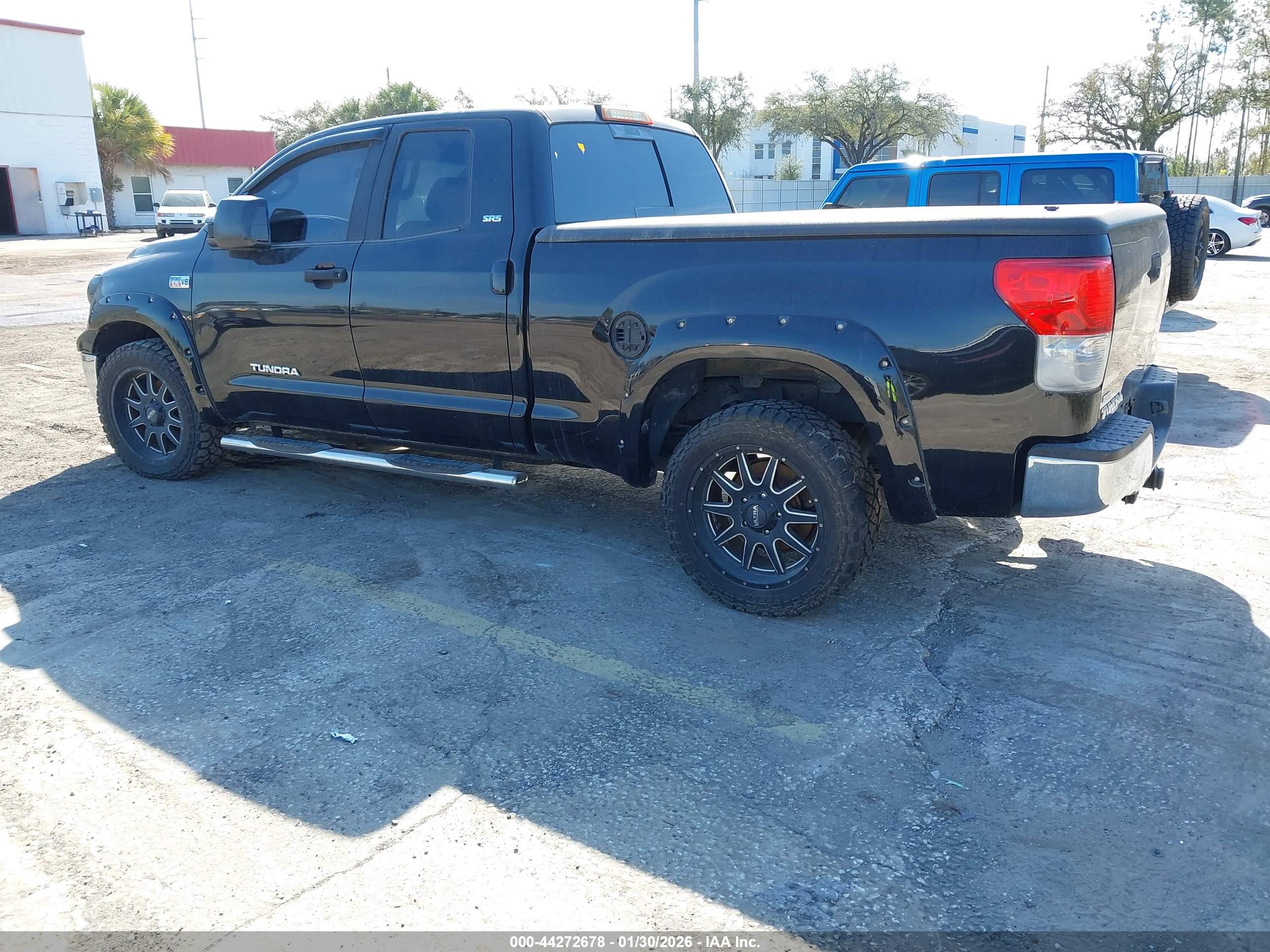 TOYOTA TUNDRA image 3