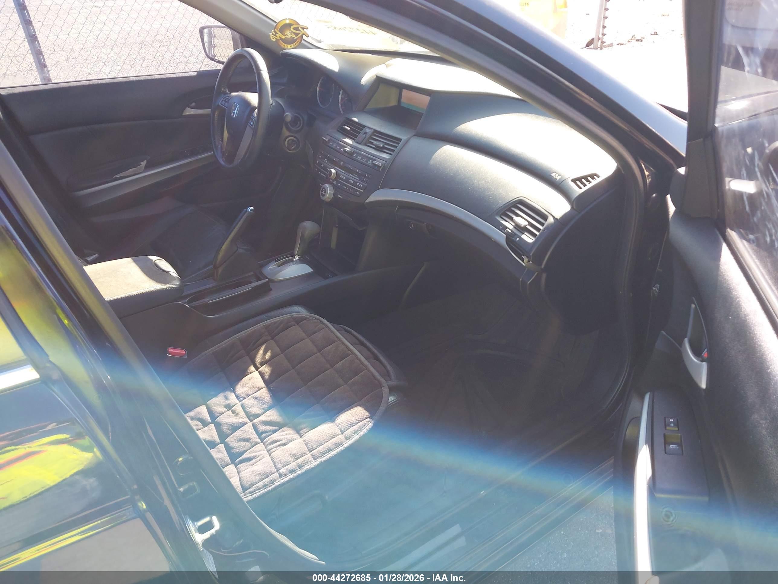 HONDA ACCORD image 5