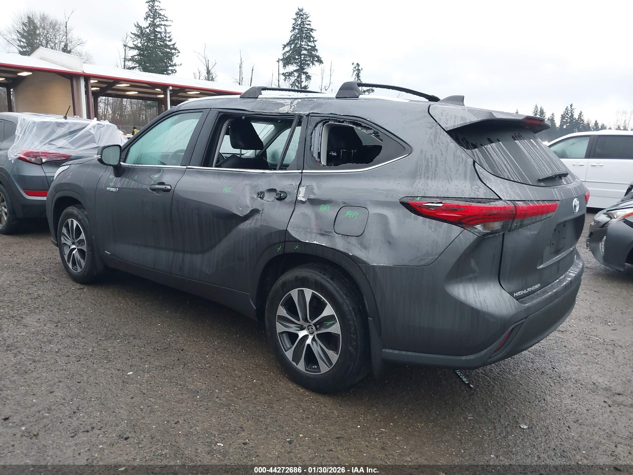 TOYOTA HIGHLANDER image 3