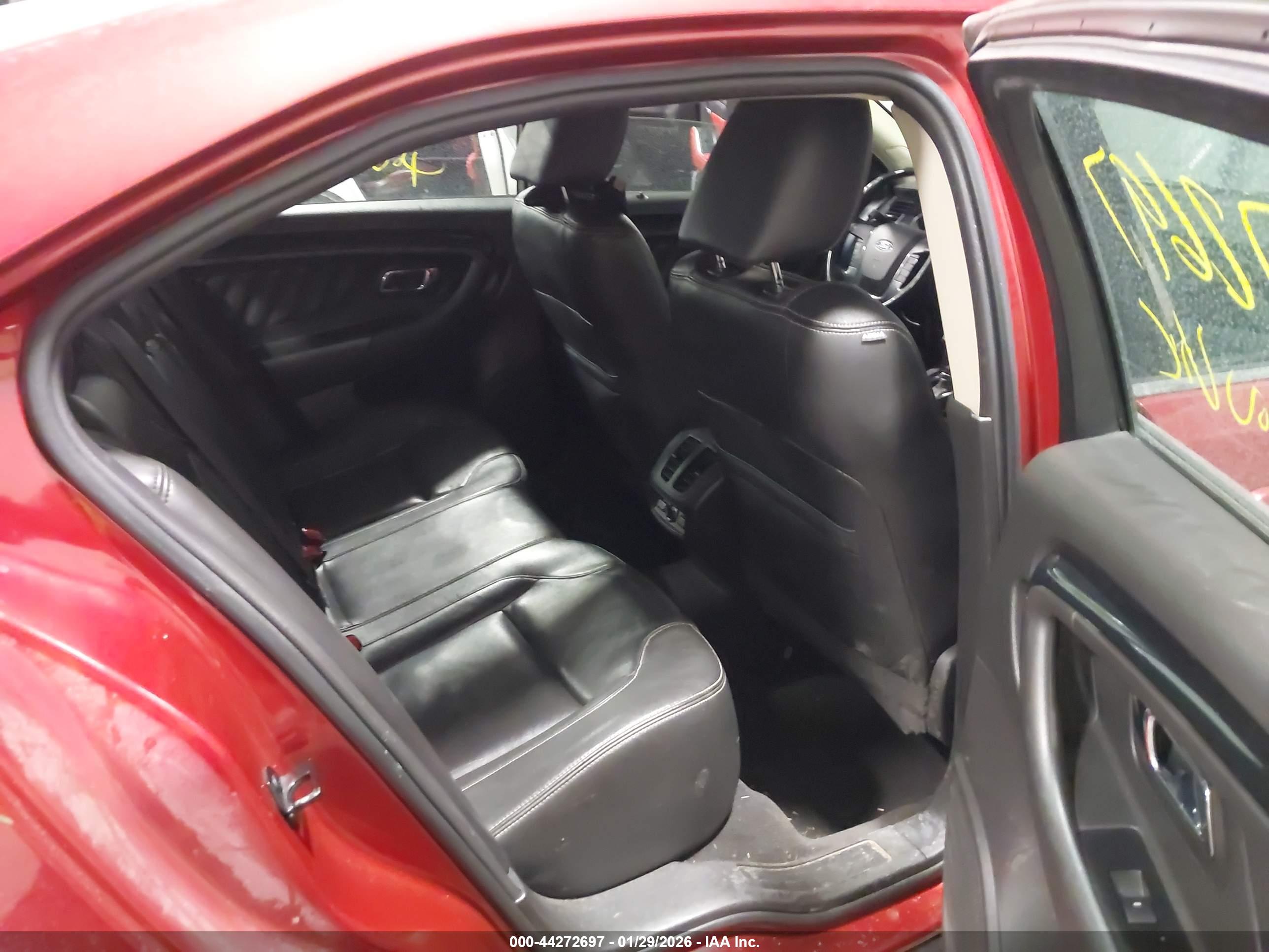 FORD TAURUS image 8