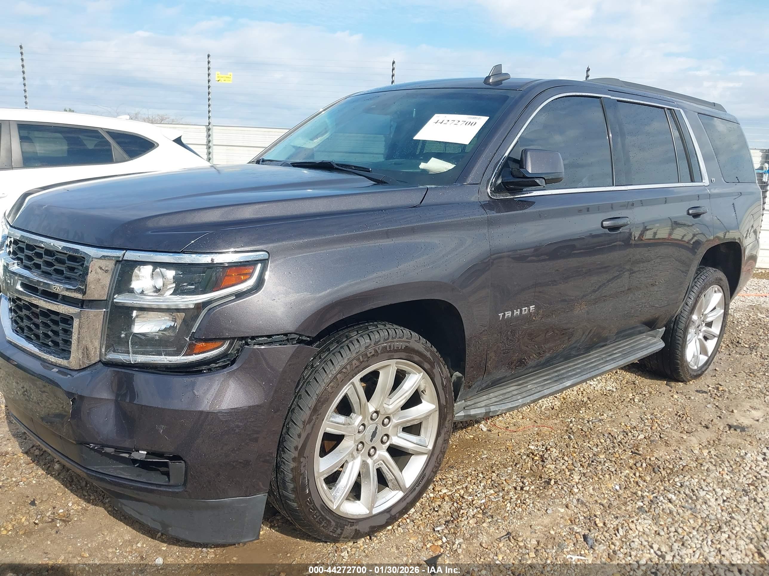 CHEVROLET TAHOE image 6