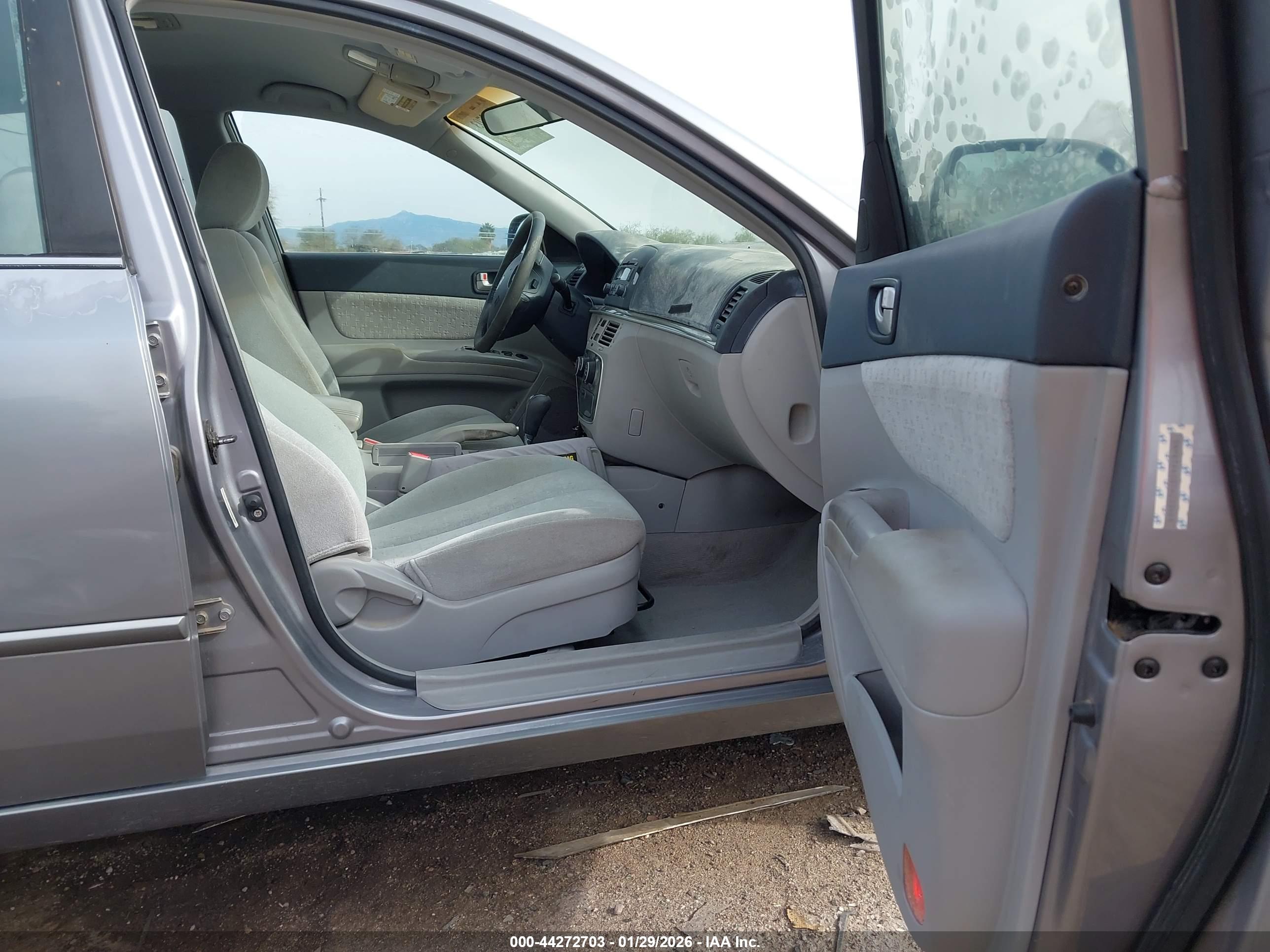 HYUNDAI SONATA image 5