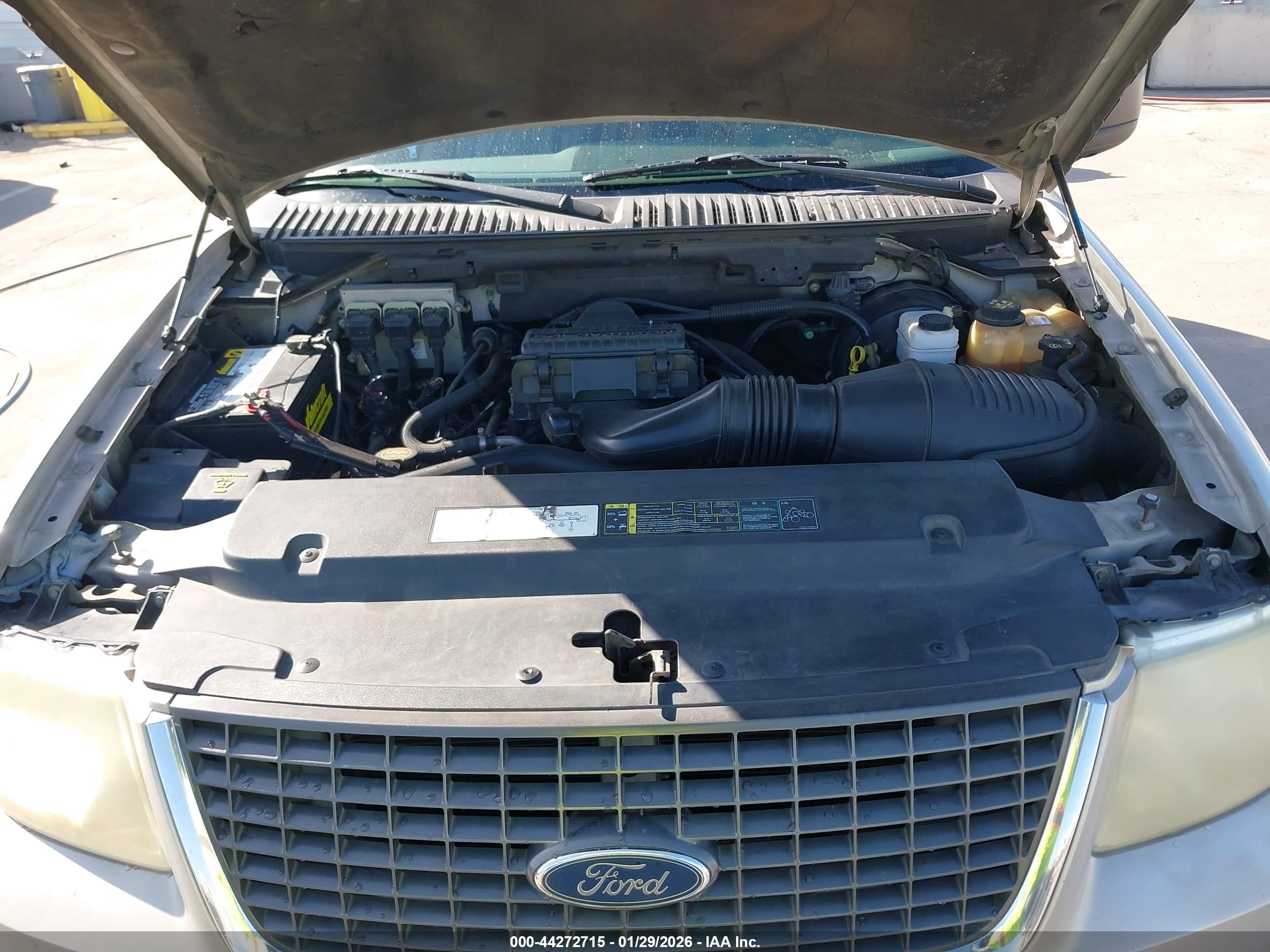 FORD EXPEDITION image 10