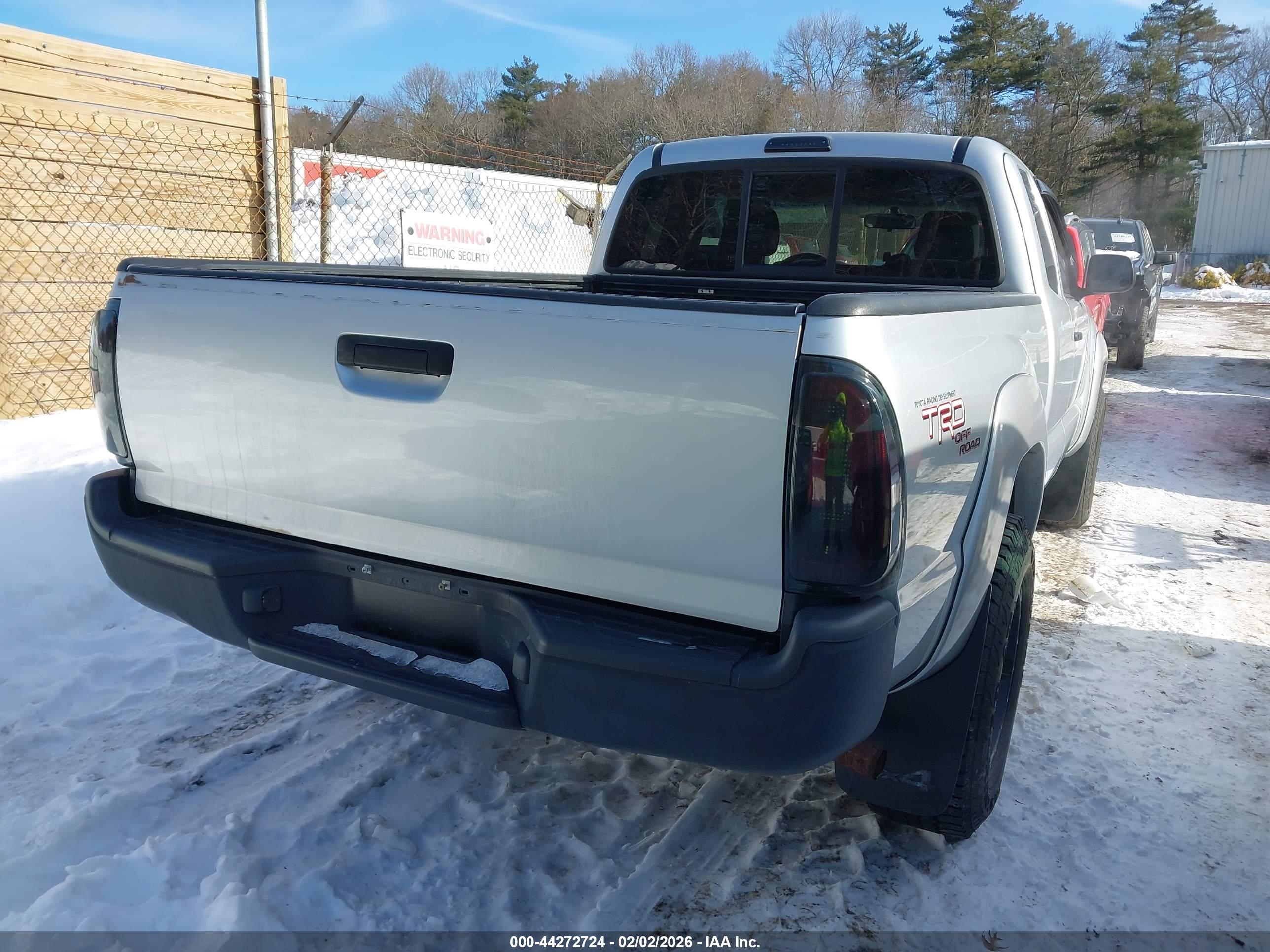 TOYOTA TACOMA image 4