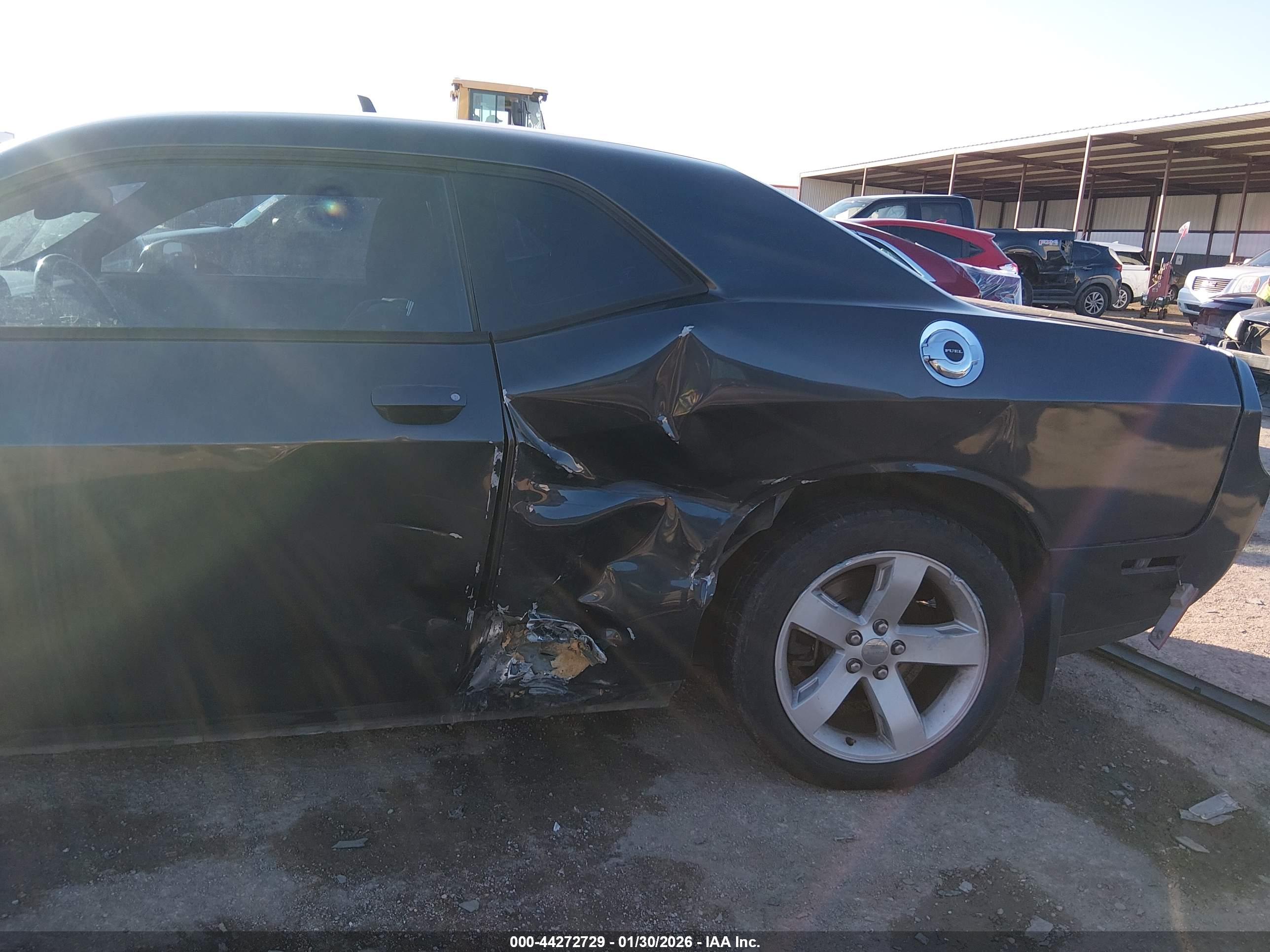 DODGE CHALLENGER image 6