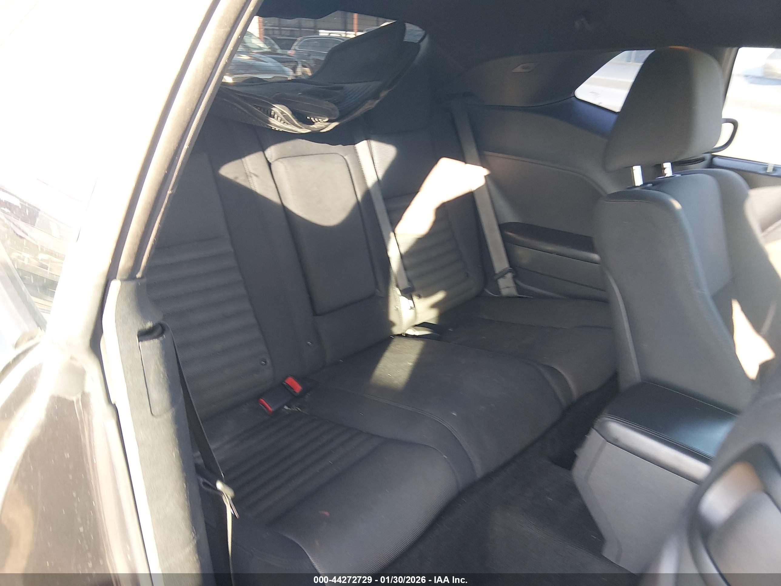 DODGE CHALLENGER image 8