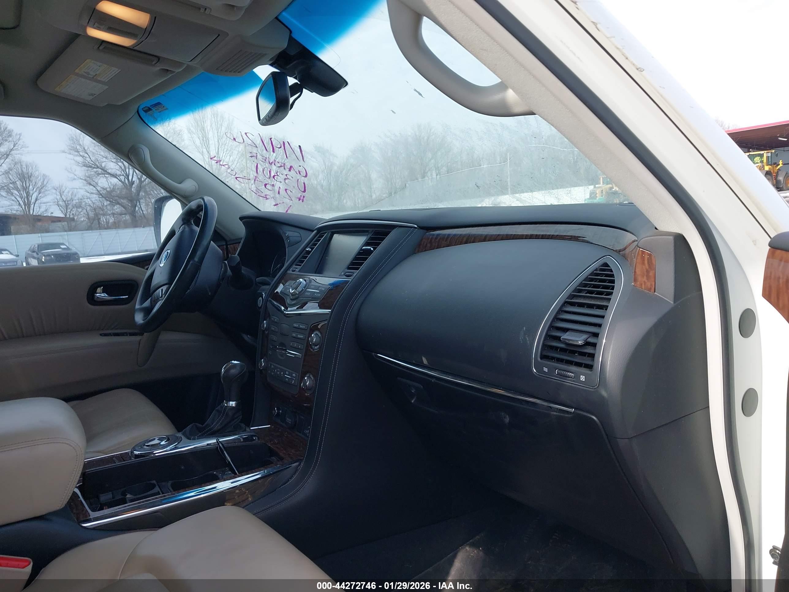 NISSAN ARMADA image 5