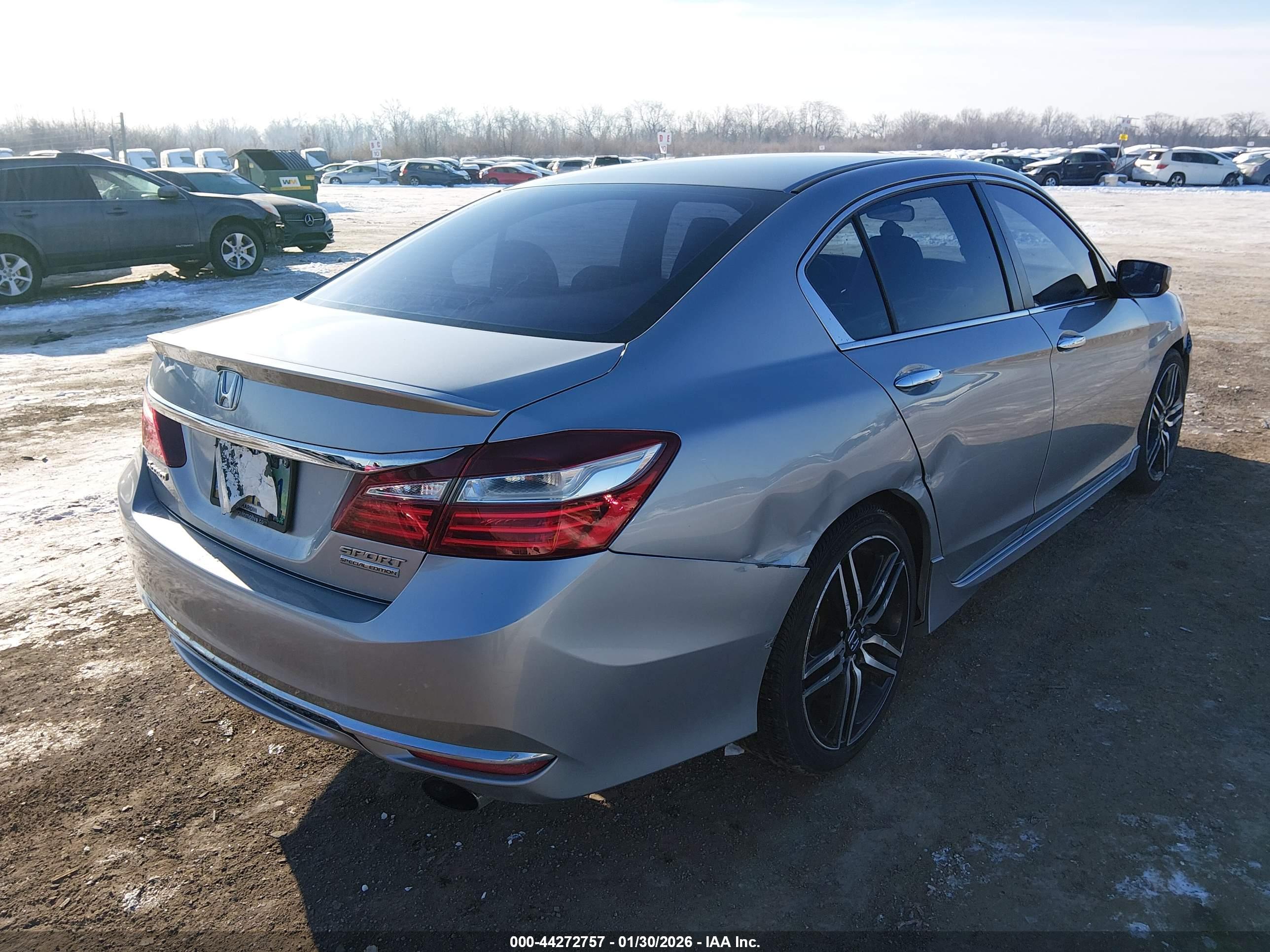 HONDA ACCORD image 4