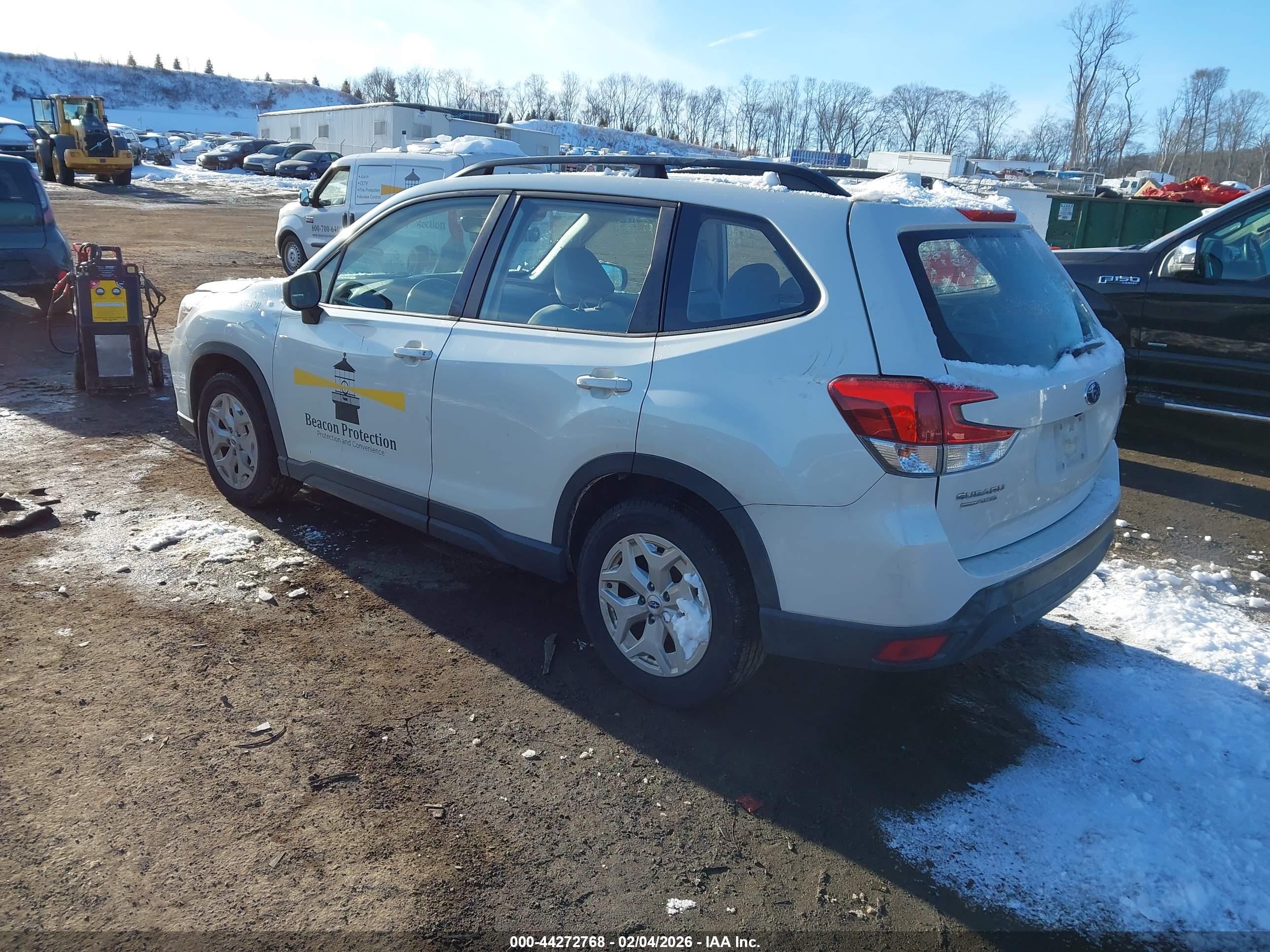 SUBARU FORESTER image 3
