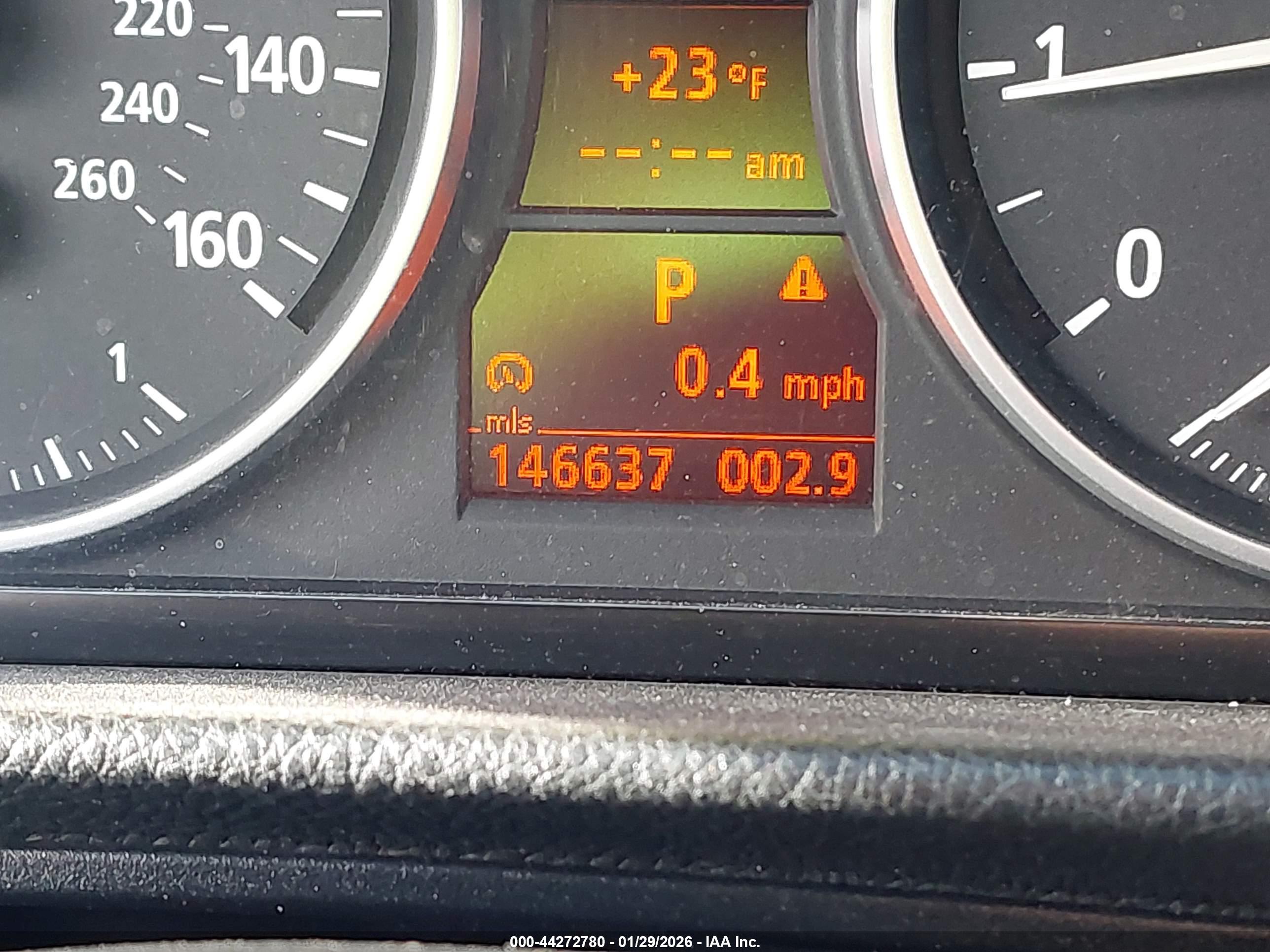 BMW 325I image 7