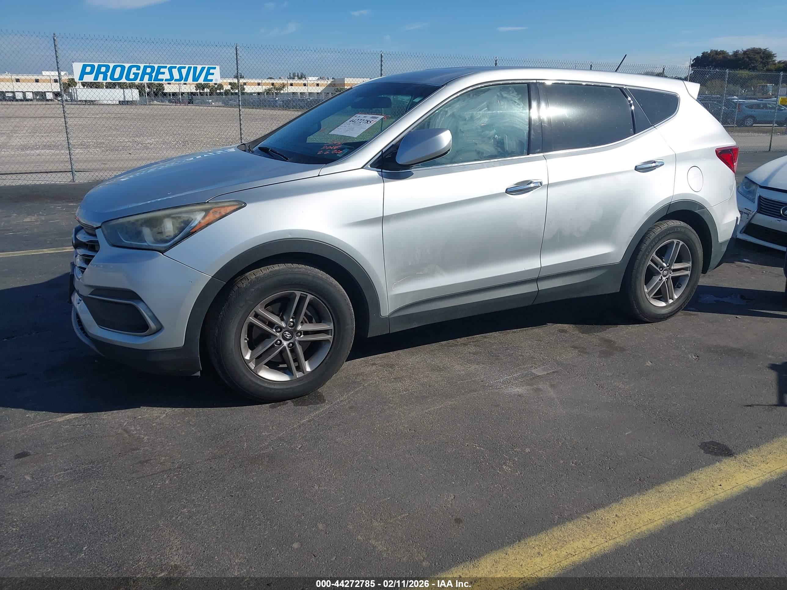 HYUNDAI SANTA image 2