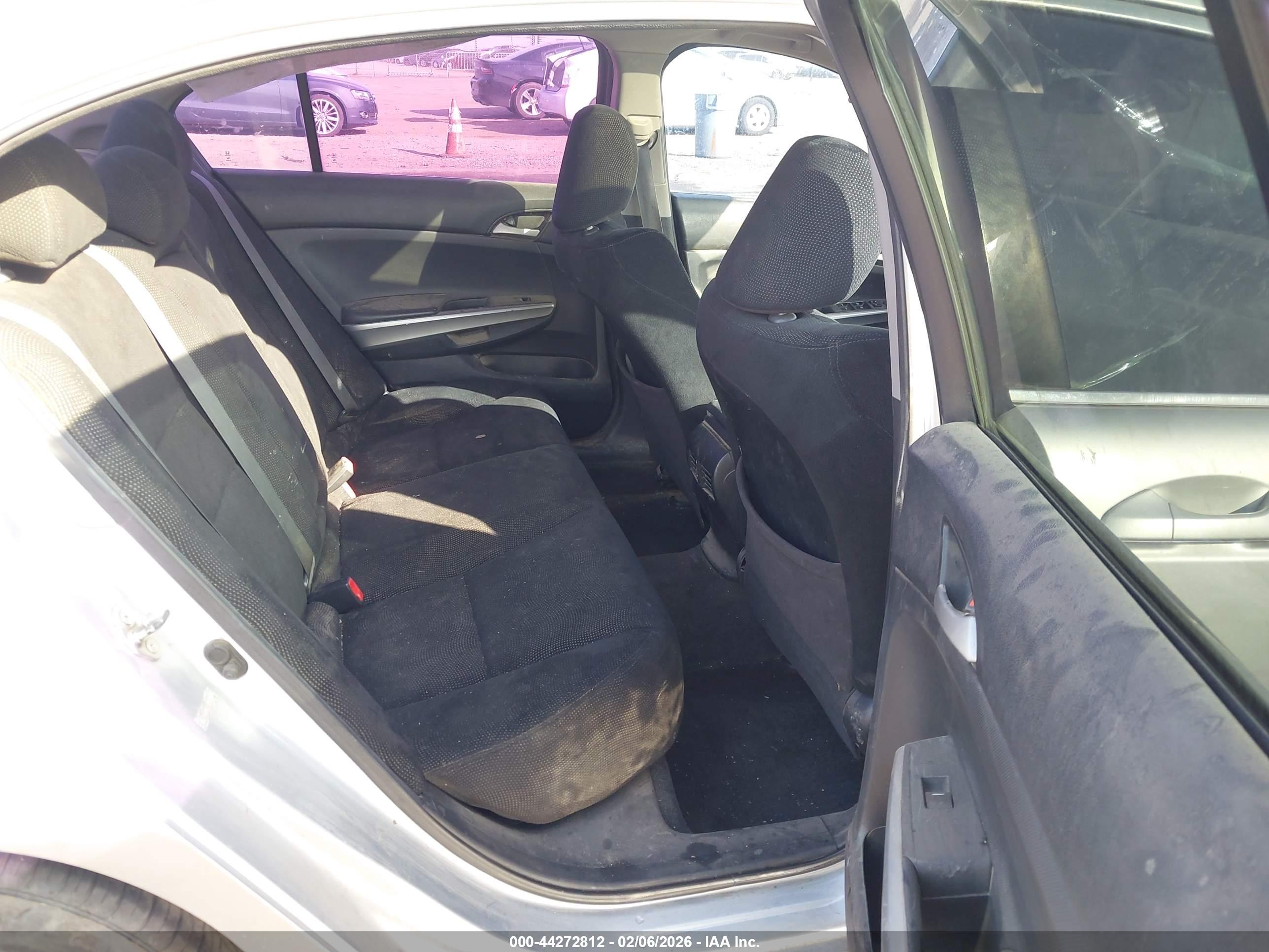 HONDA ACCORD image 8