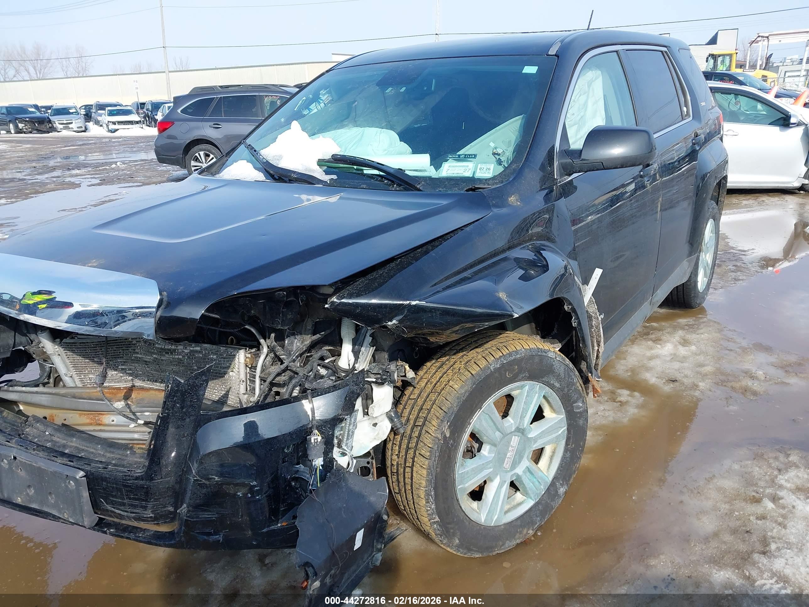 GMC TERRAIN image 6