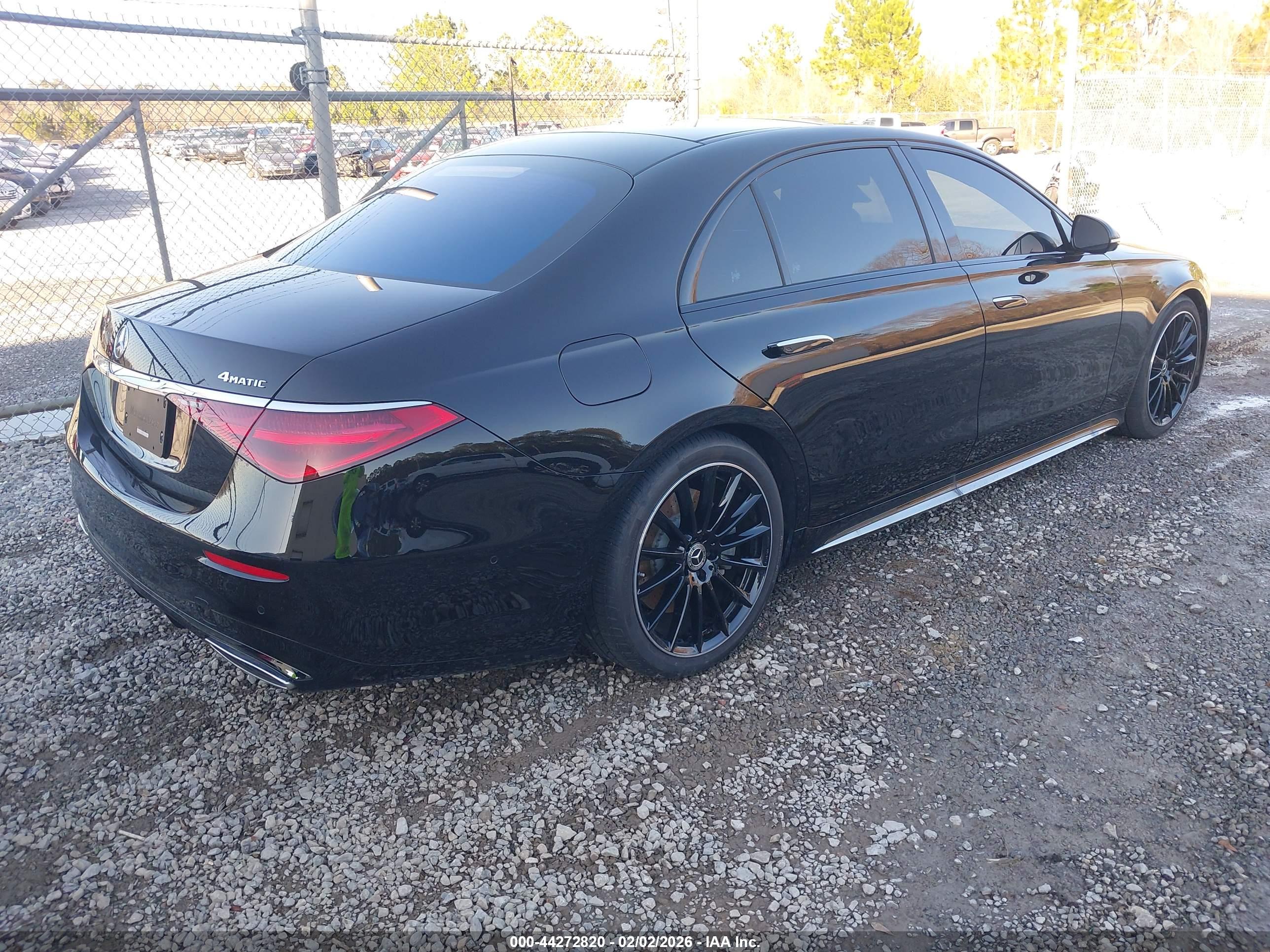 MERCEDES-BENZ S image 4