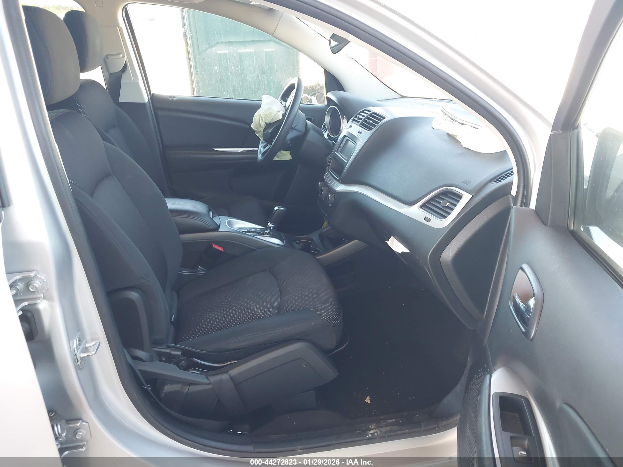 DODGE JOURNEY image 5