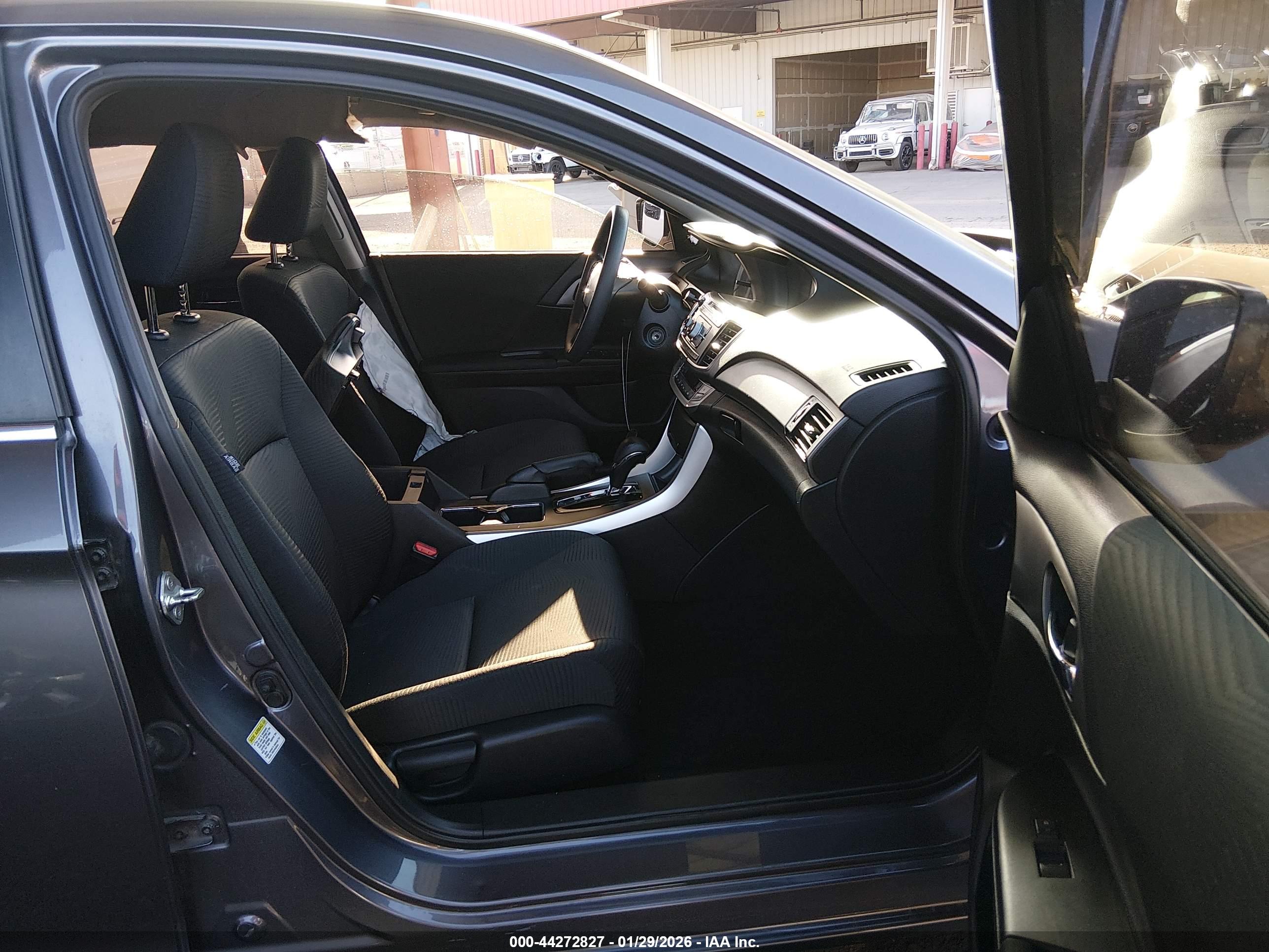 HONDA ACCORD image 5