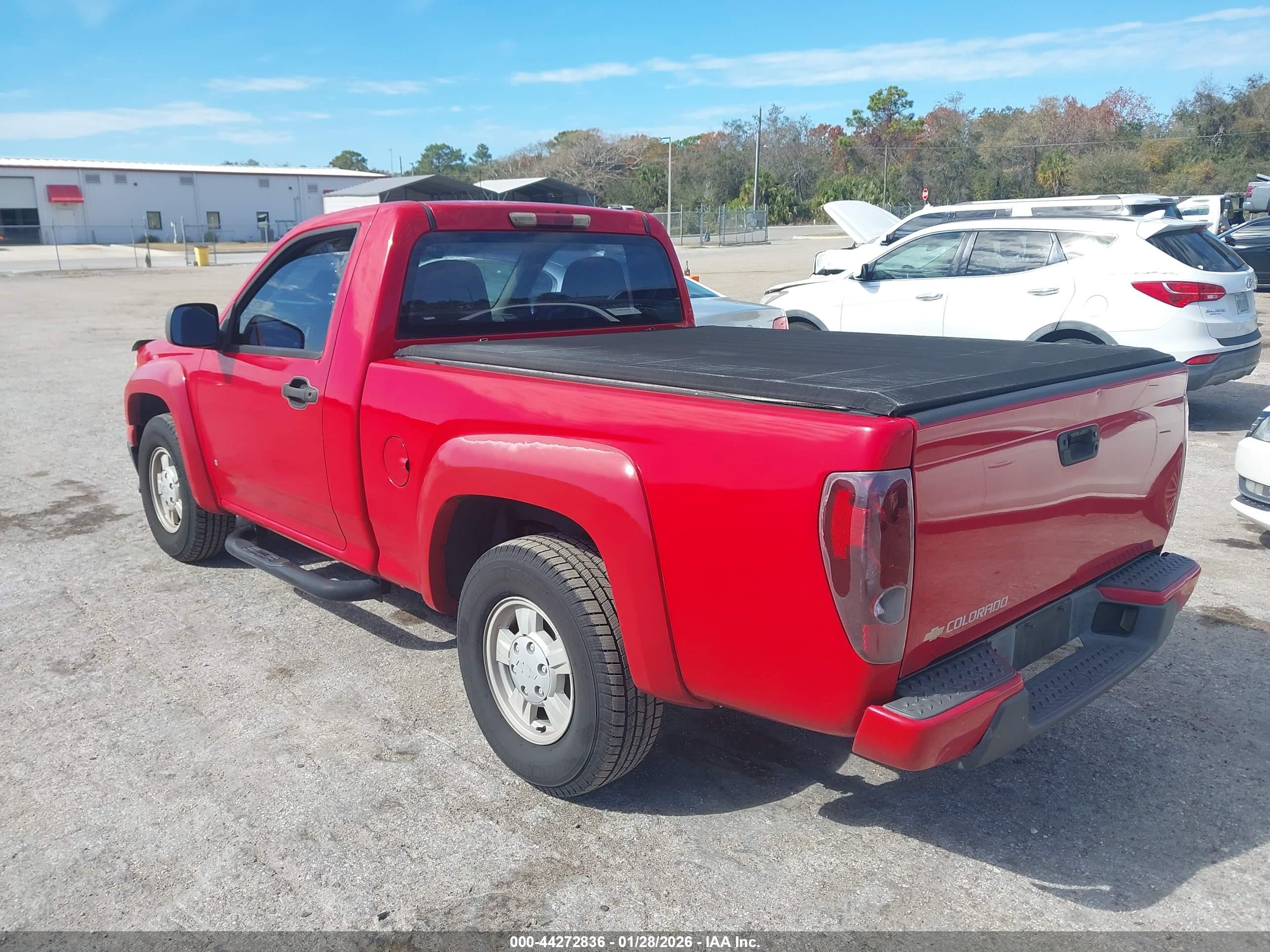 CHEVROLET COLORADO image 3