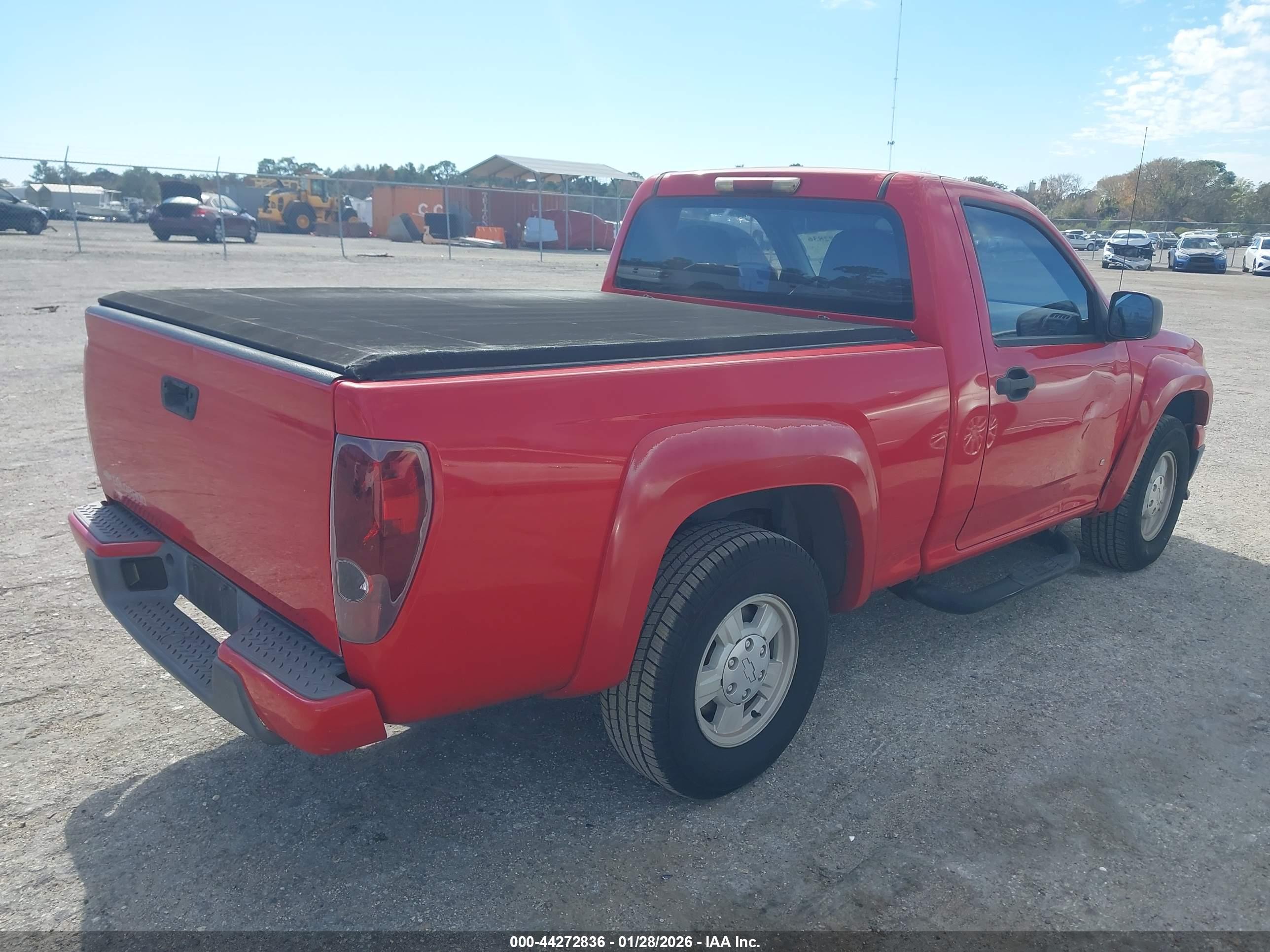 CHEVROLET COLORADO image 4
