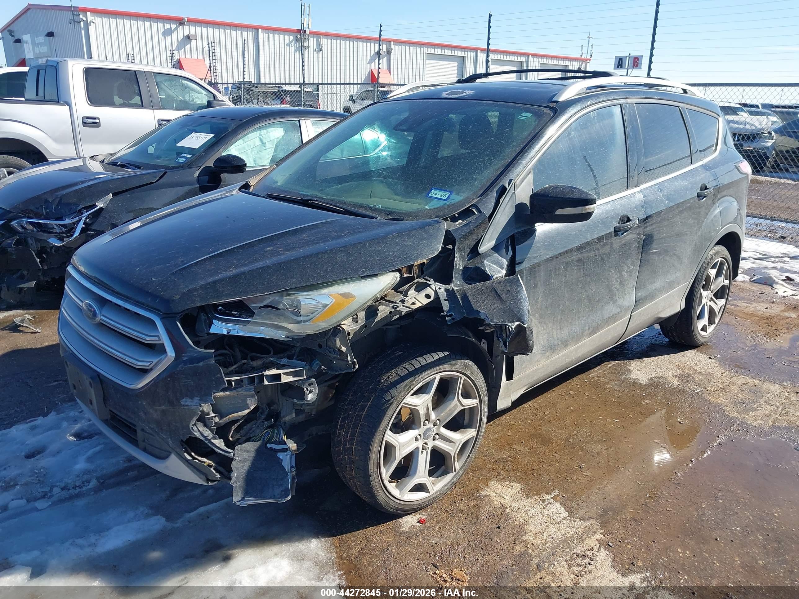 FORD ESCAPE image 2