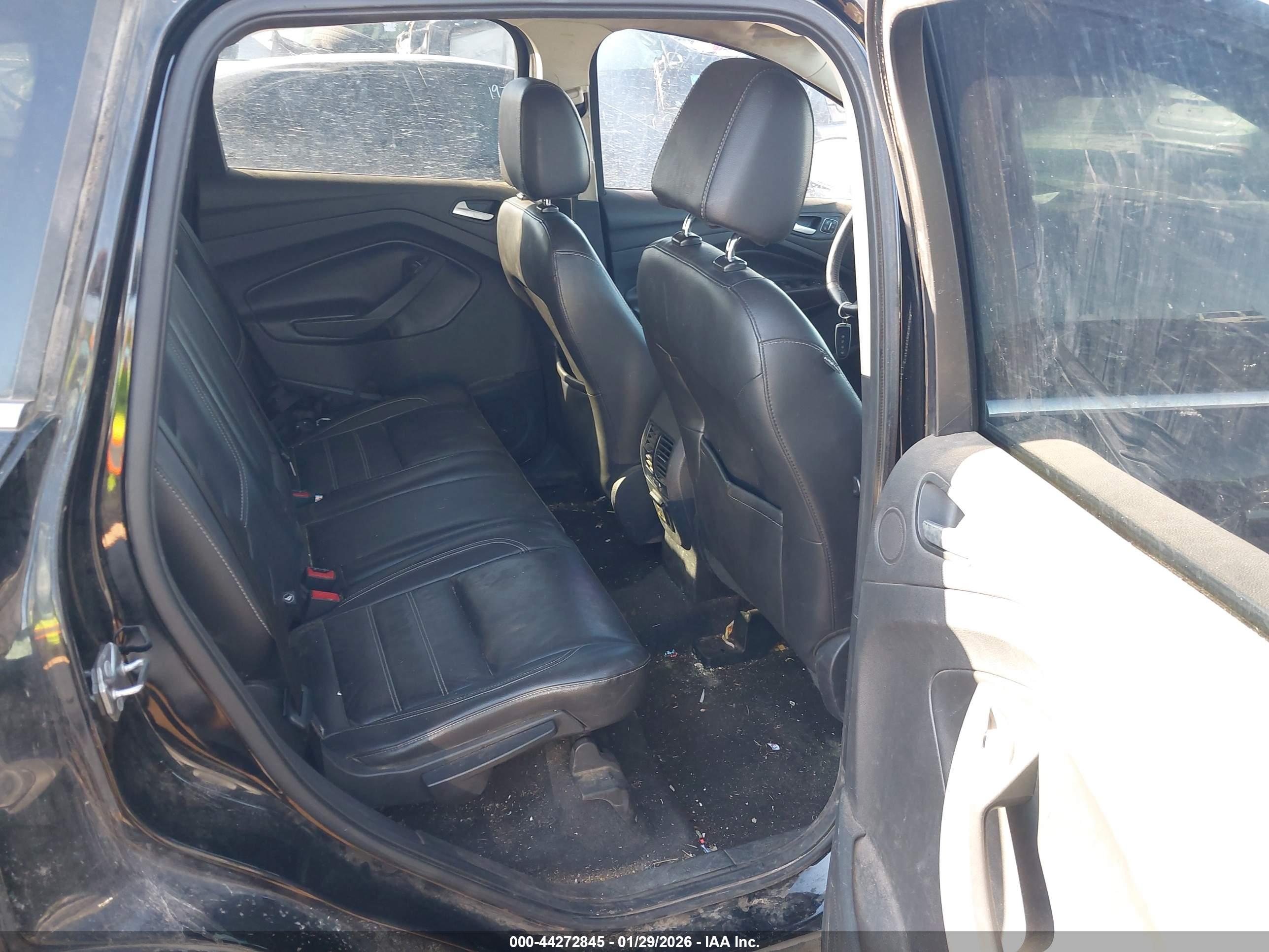 FORD ESCAPE image 8