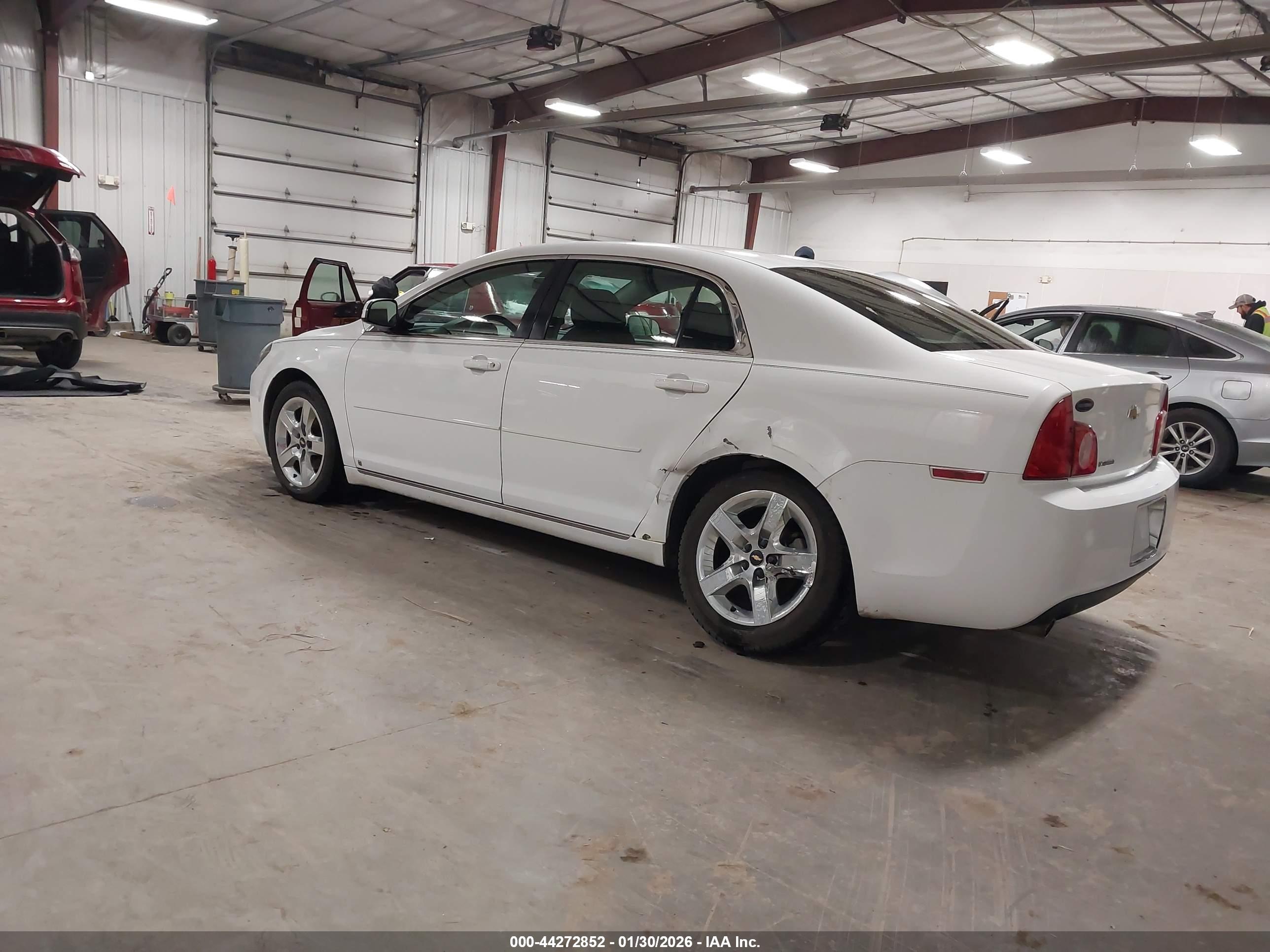 CHEVROLET MALIBU image 3