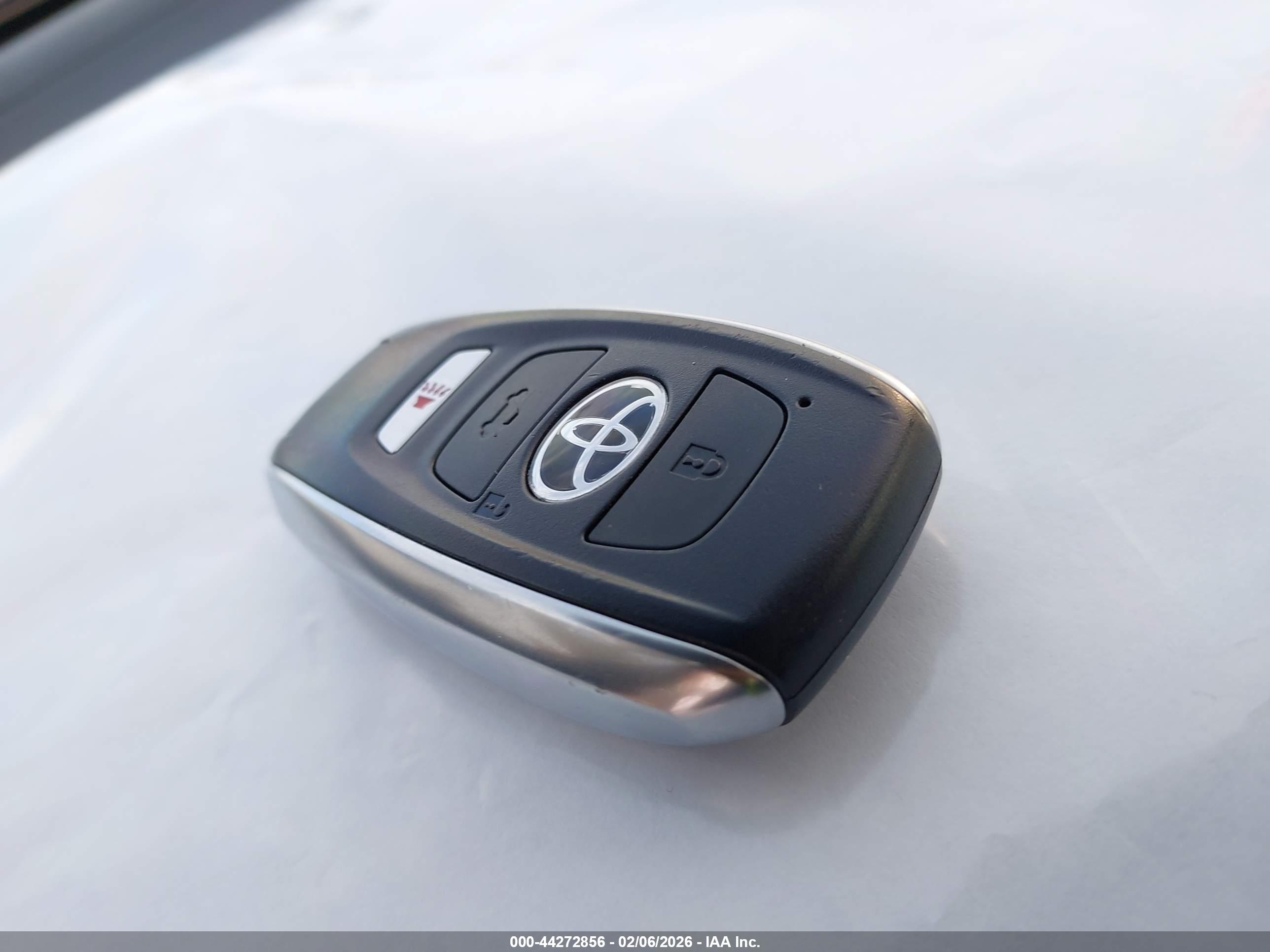 TOYOTA GR86 image 11