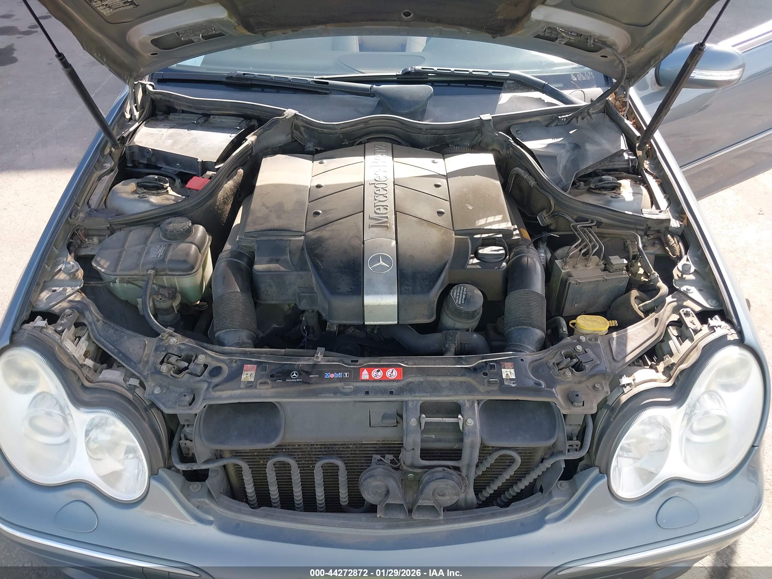 MERCEDES-BENZ C image 10