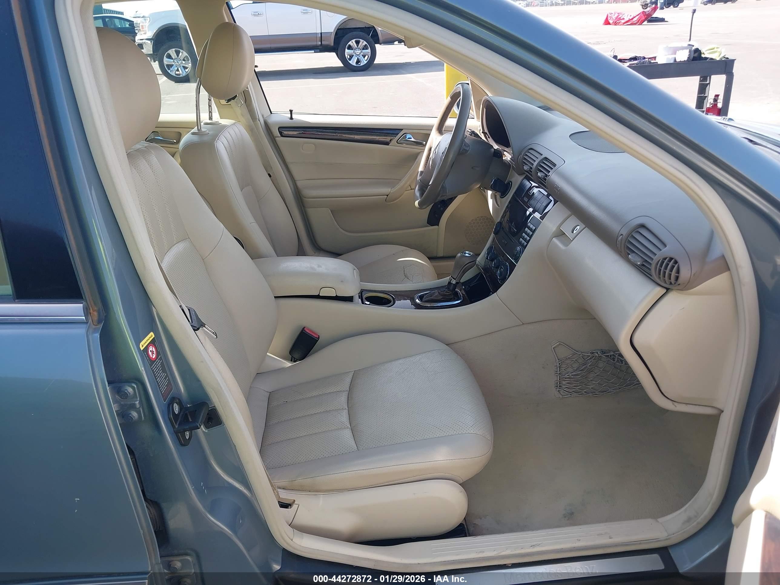 MERCEDES-BENZ C image 5