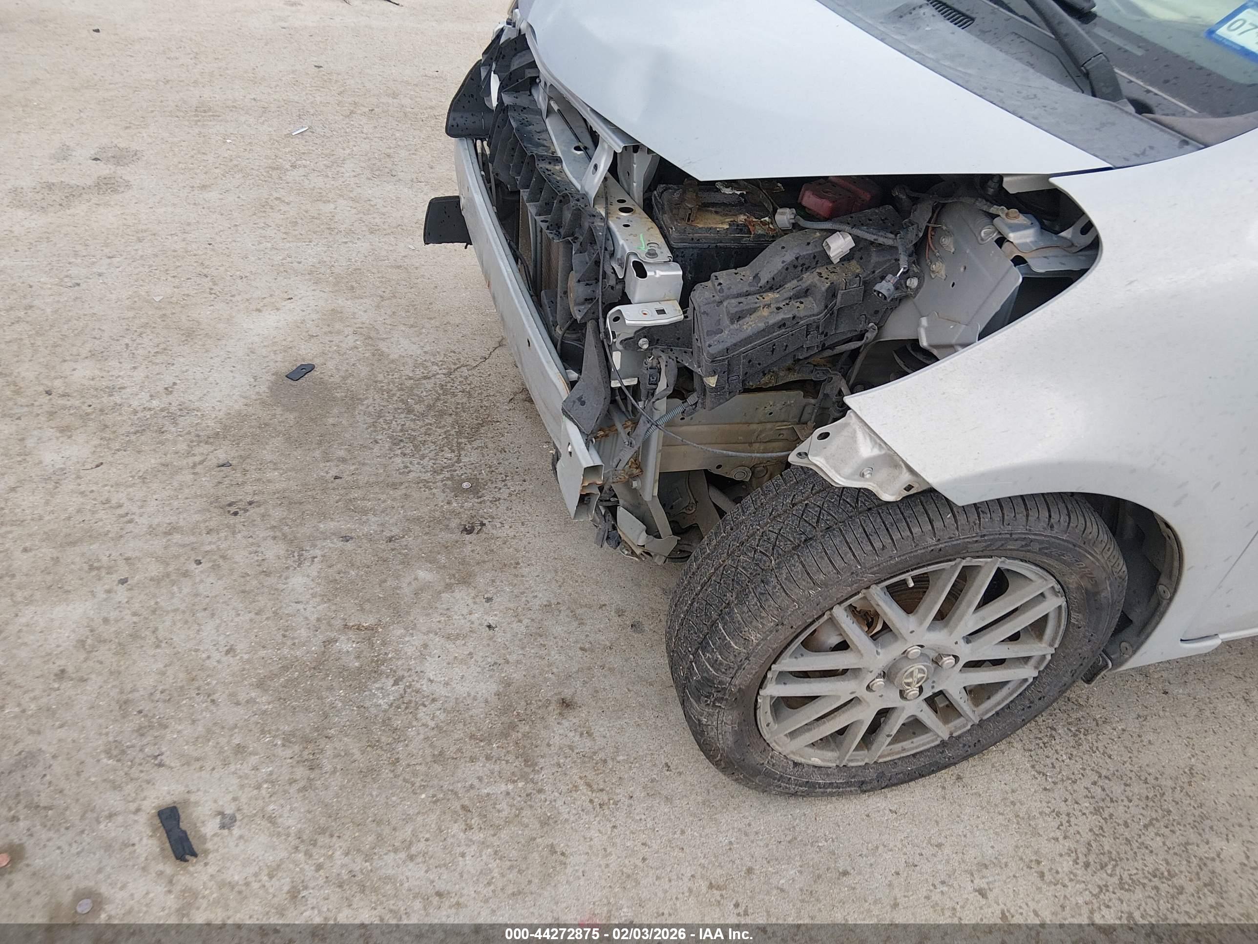 SCION IQ image 6