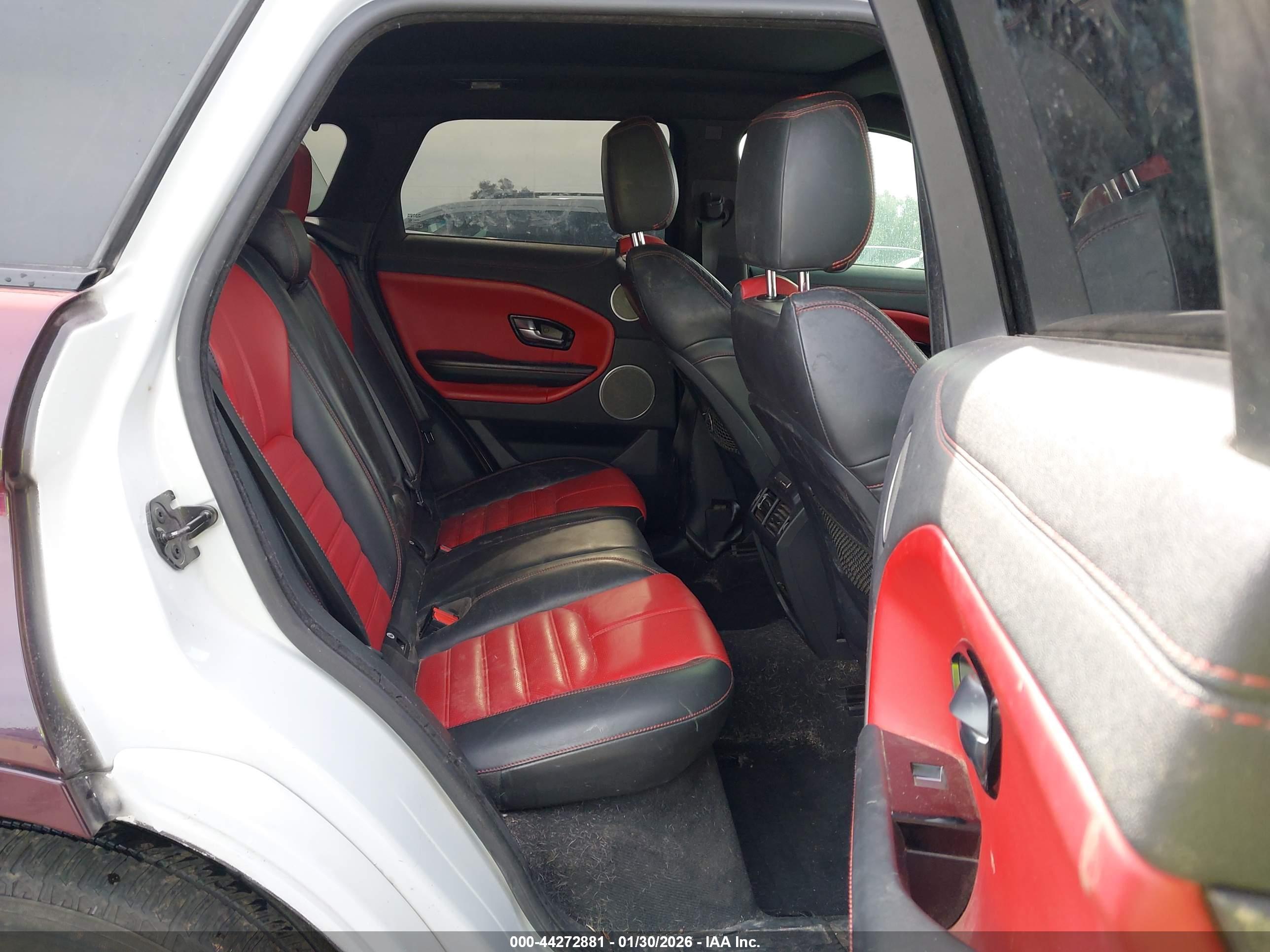 LAND ROVER image 8