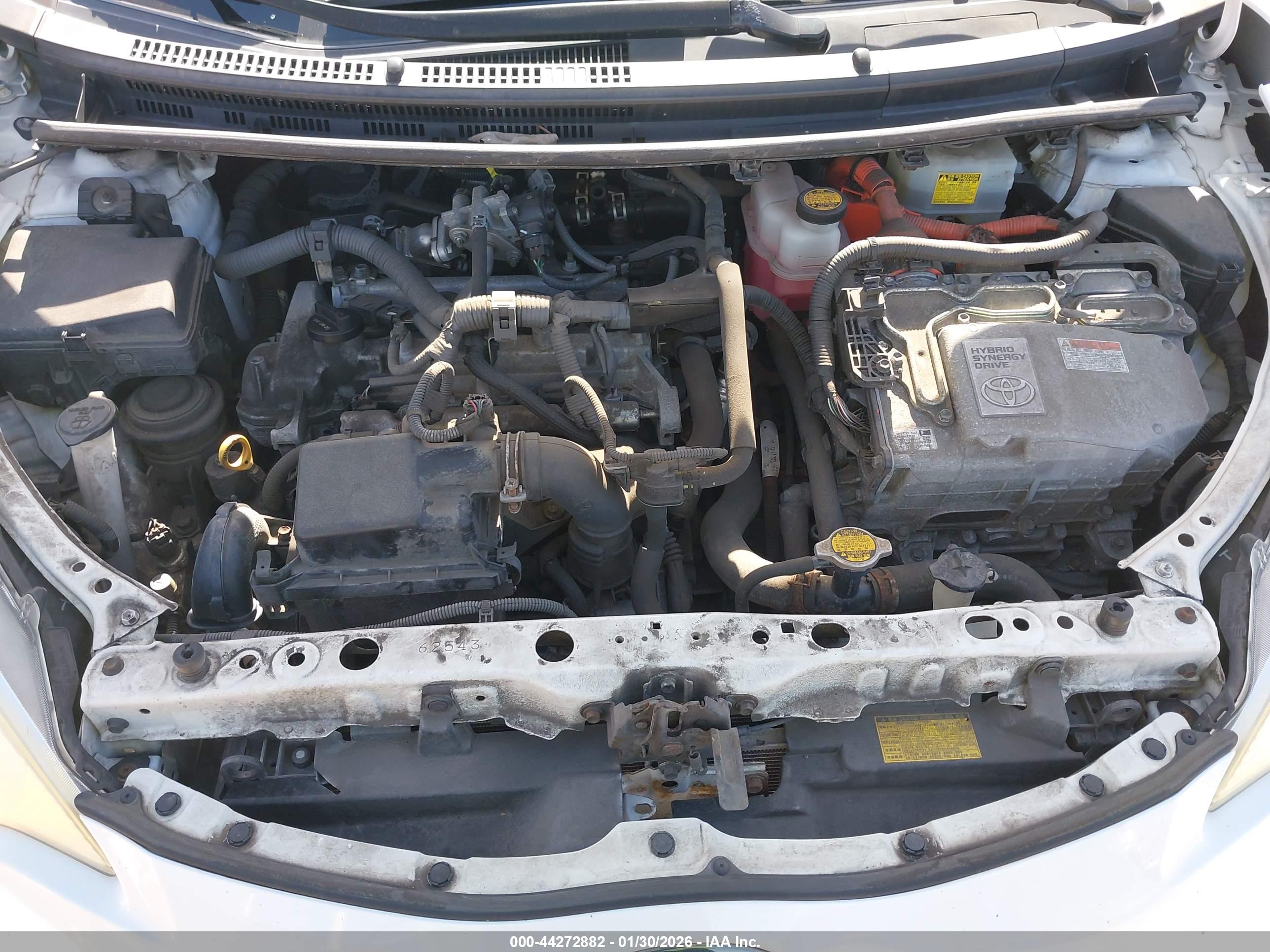 TOYOTA PRIUS image 10