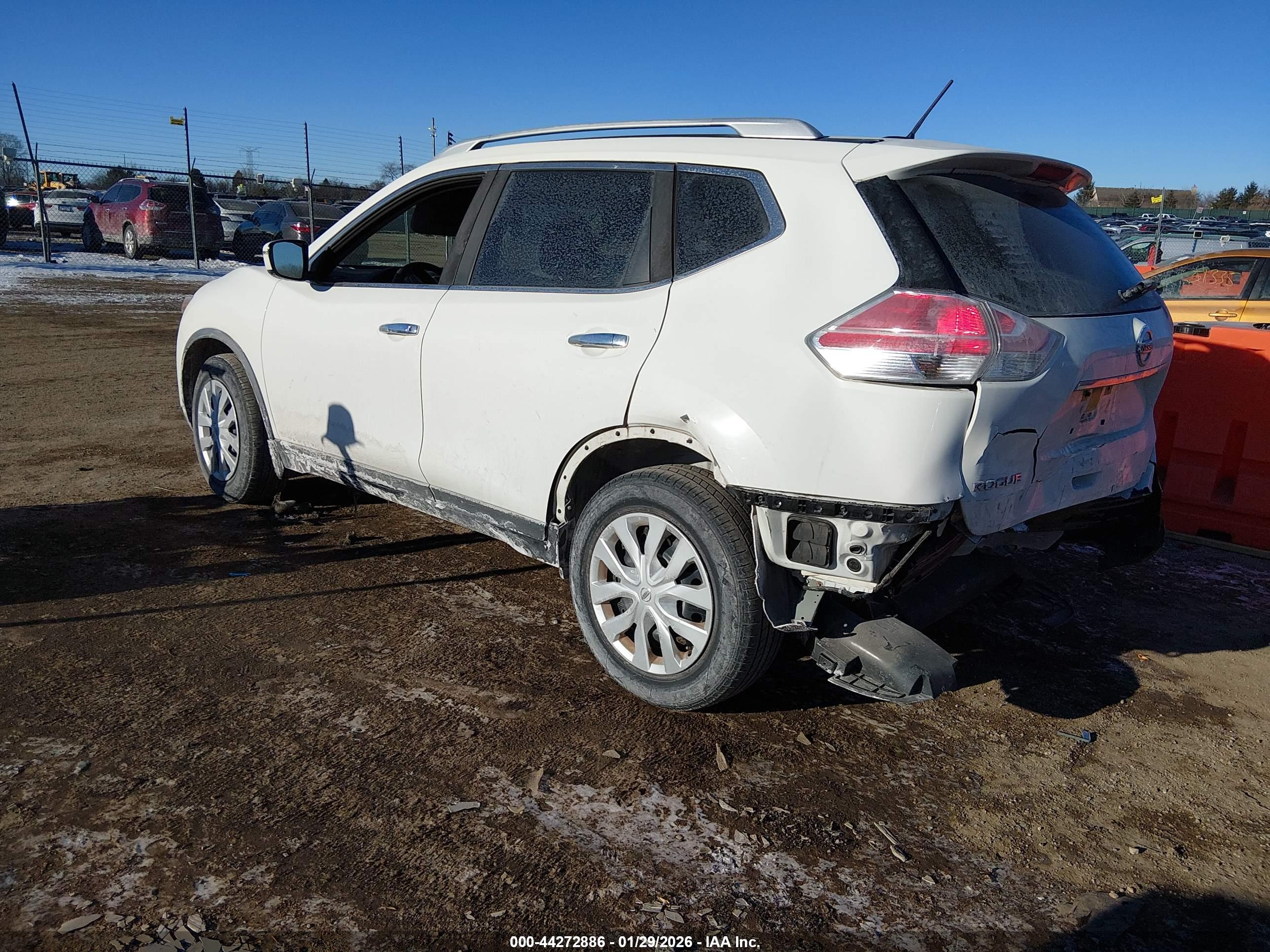 NISSAN ROGUE image 3